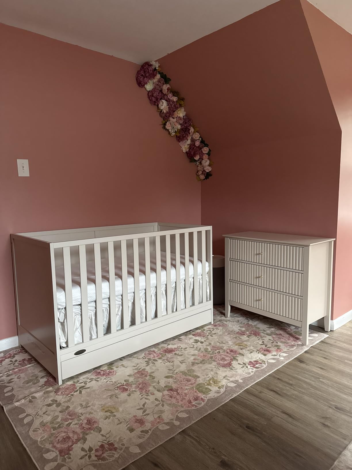 Graco Theo 3-in-1 Convertible Crib with Storage Drawer - GREENGUARD Gold Certified Baby Crib Crafted from Wood, Converts to Toddler Bed, Daybed, and Full-Size Bed (White) customer photo 1