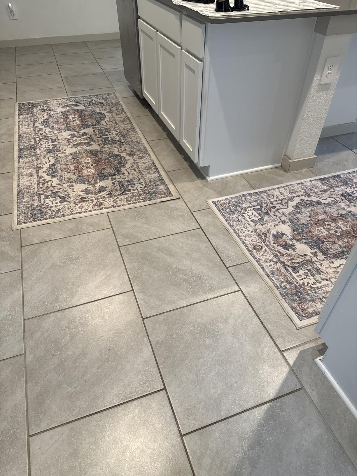 Washable Large 9x12 Area Rug - Living Room Oriental Non Slip Soft Rugs Indoor Low Pile Stain Resistant Carpet for Bedroom Dining Room Farmhouse Distressed Thin Home Decor Floor Mat (9x12 Beige) customer photo 2