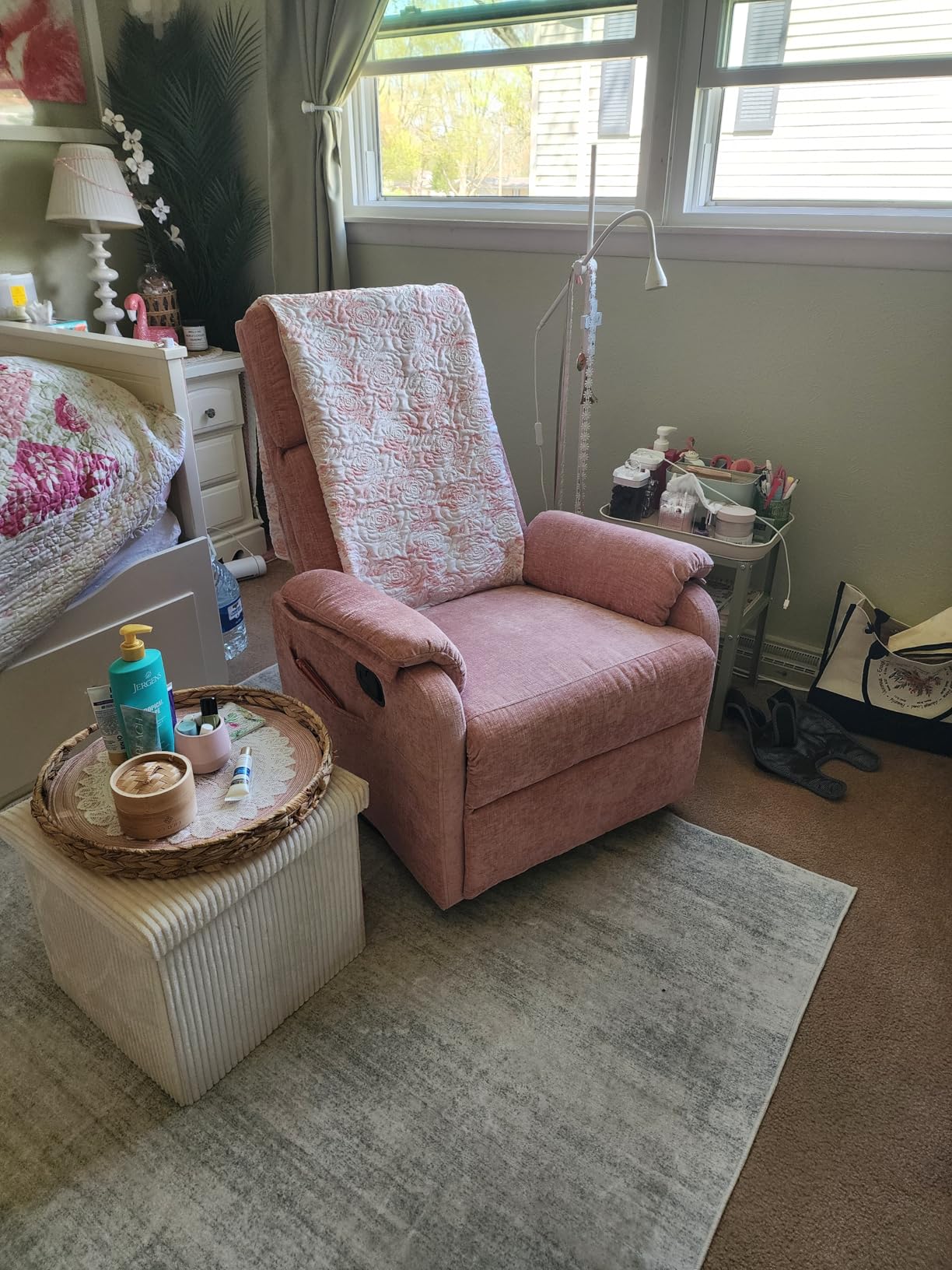 Korser Recliner Chair, Swivel Rocking Recliner Chair for Adults, Glider Rocking Chair, Small Nursery Chair Recliner for Living Room customer photo 1