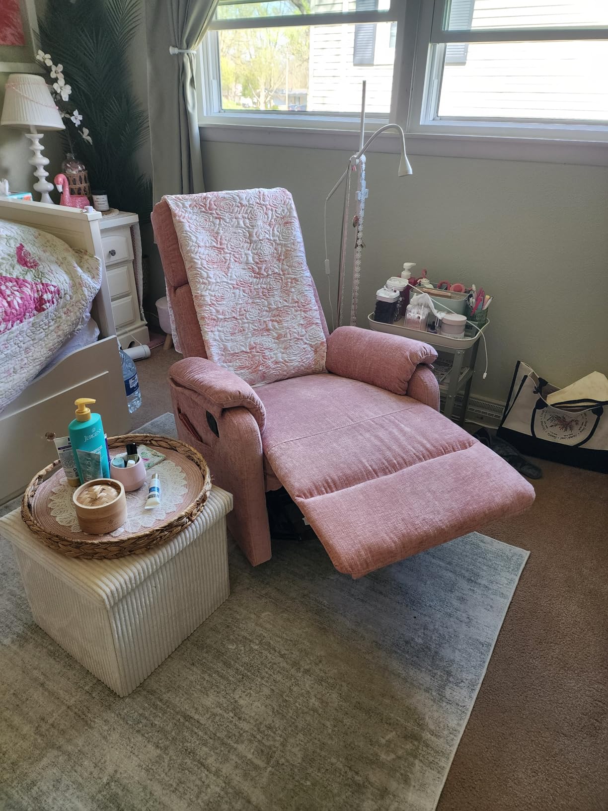 Korser Recliner Chair, Swivel Rocking Recliner Chair for Adults, Glider Rocking Chair, Small Nursery Chair Recliner for Living Room customer photo 2