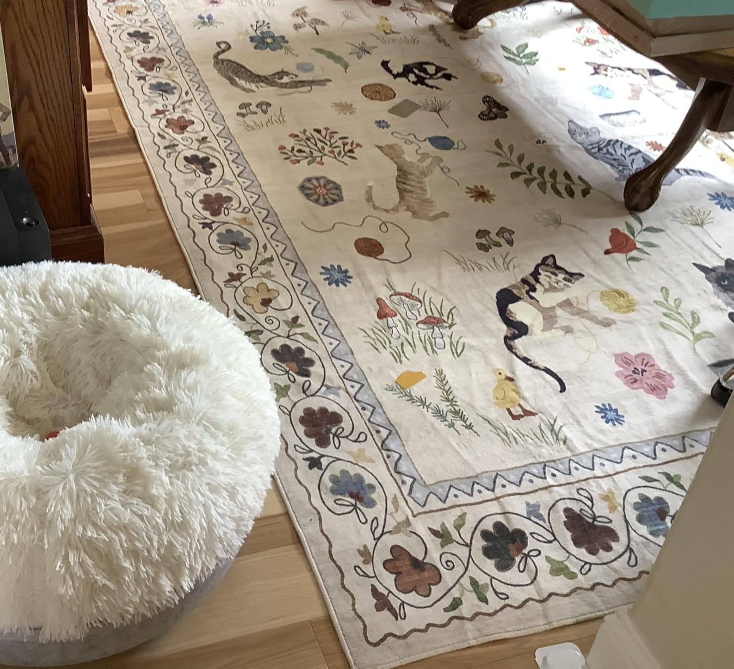 Rugcomf Living Room Rug 5x7 Rug Machine Washable Boho Area Rug Non Slip Floral Animal Vintage Low Pile Large Rugs for Living Room, Bedroom, Farmhouse, Dining Room, Kids Playroom (Beige) customer photo 1