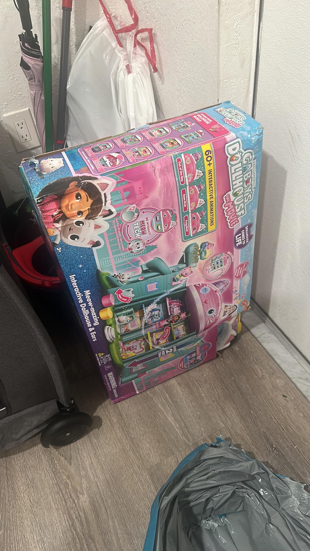 DREAMWORKS GABBY'S DOLLHOUSE: Gabby's Cat Dollhouse, Movie-Inspired Figure & Accessories, Toys for Boys & Girls Ages 3+ customer photo 1