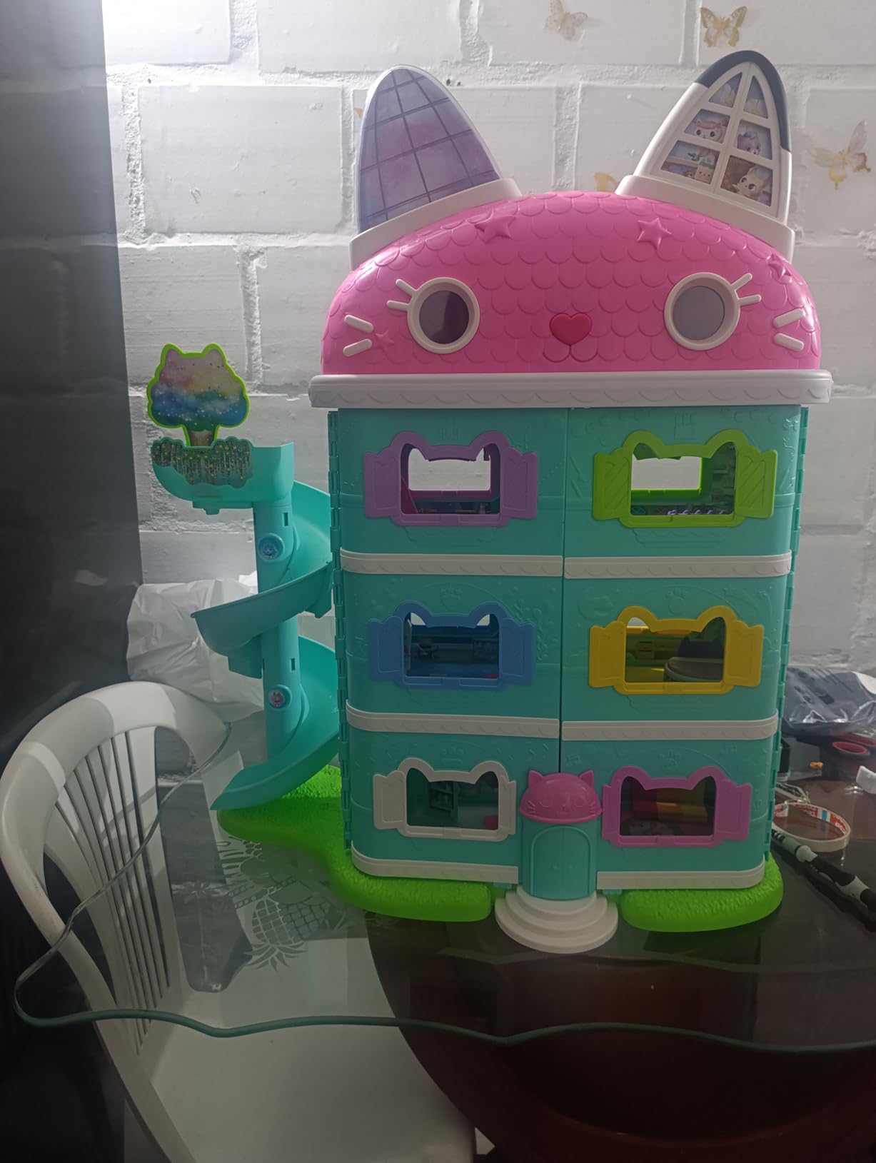 DREAMWORKS GABBY'S DOLLHOUSE: Gabby's Cat Dollhouse, Movie-Inspired Figure & Accessories, Toys for Boys & Girls Ages 3+ customer photo 2