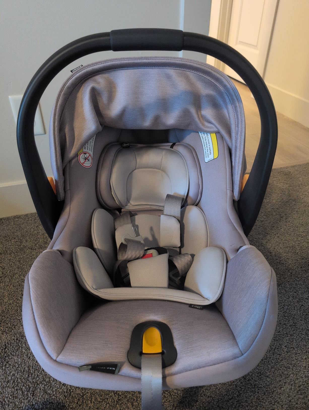 Chicco KeyFit Max Zip ClearLux Infant Car Seat and Base, Rear-Facing Seat for Infants 4-30 lbs., Zip-Open Privacy Shield, Compatible with Chicco Strollers, Midori/Blue customer photo 2