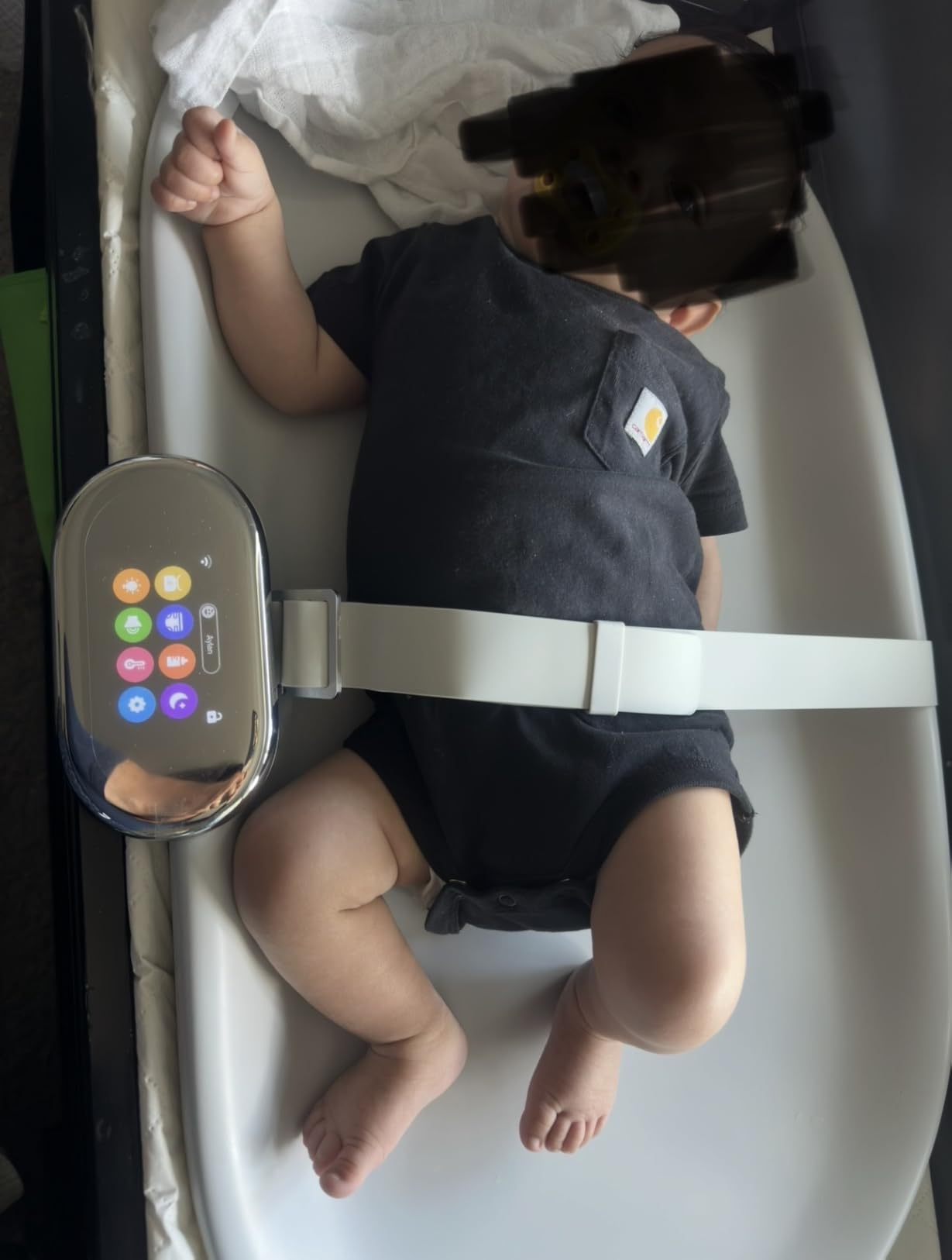 Woddle Multifunctional Smart Baby Changing Pad with Medical Grade Scale for Critical Weight Monitoring + AI App, Noise Machine, Warmer, Night Light, Touchscreen Tracker, All-in-One customer photo 2