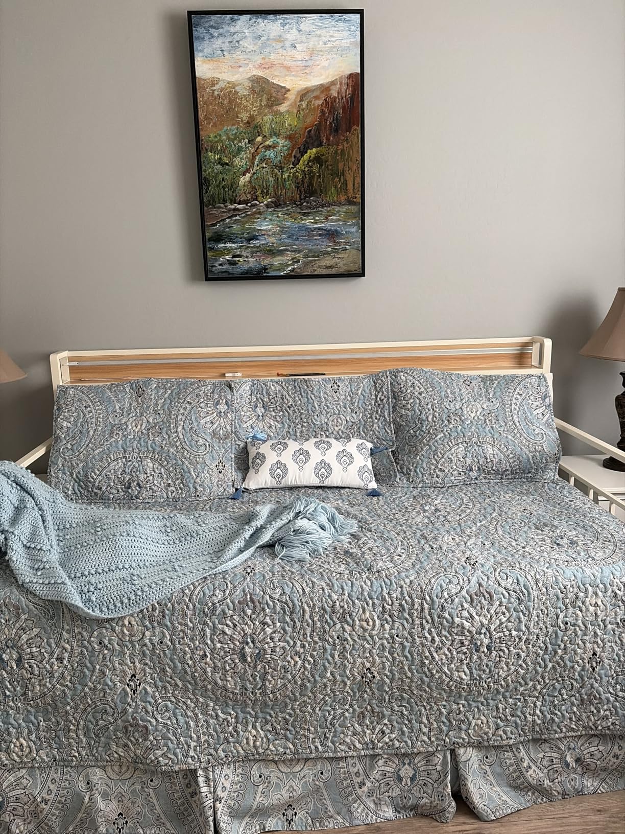 Daybed with Trundle and LED Light, Heavy Duty Metal Twin Bed Frame with Upholstered Storage Headboard & Charging Station, Day Bed Pop Up Trundle Bed Twin for Living Room, Bedroom and Guest Room, Black customer photo 1