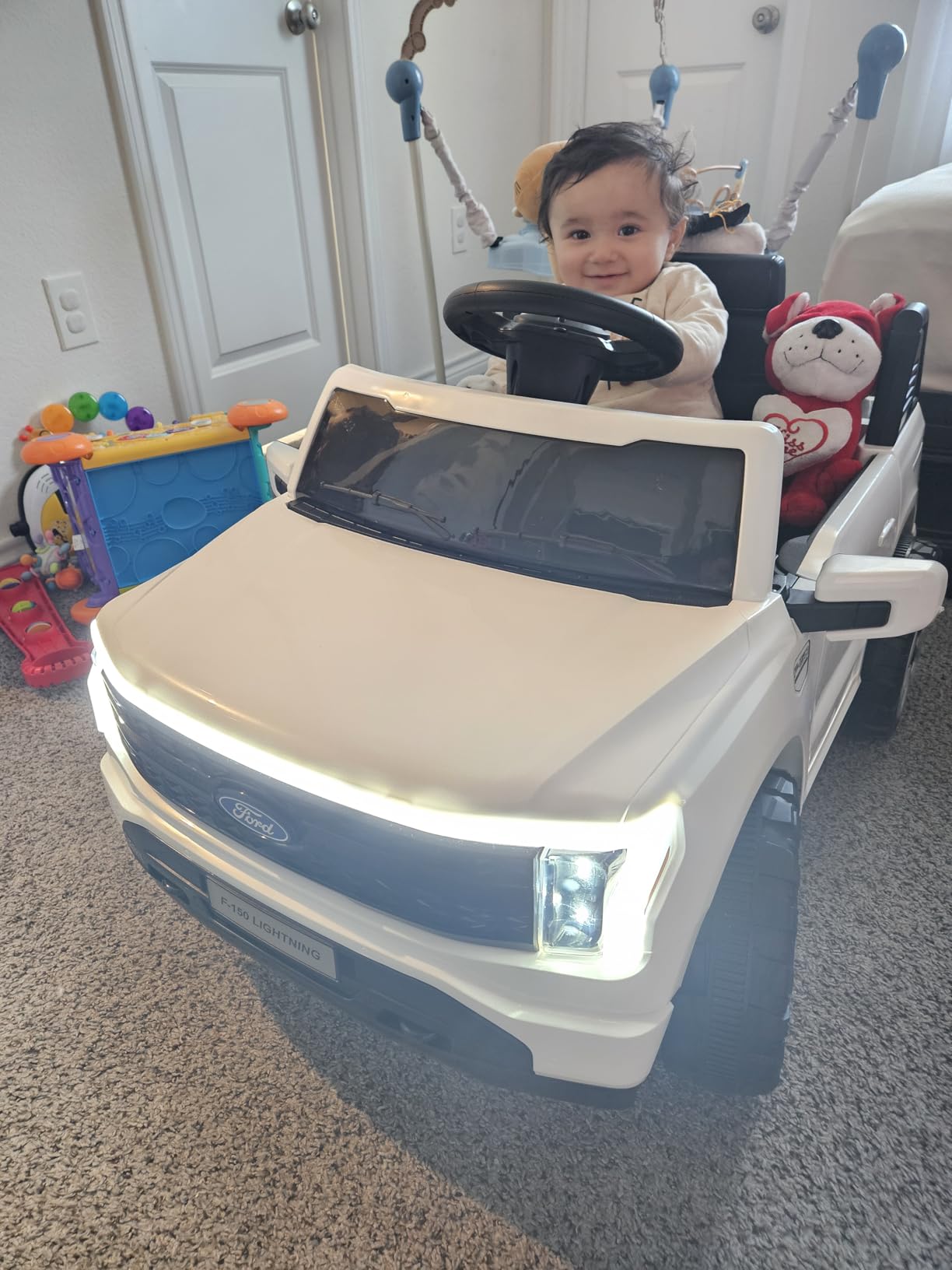 Best Choice Products Licensed Ford F-150 Lightning Truck Kids 12V Electric Ride On Car Toy w/ 66lb Weight Capacity, Parent Control, Bluetooth - Black customer photo 2