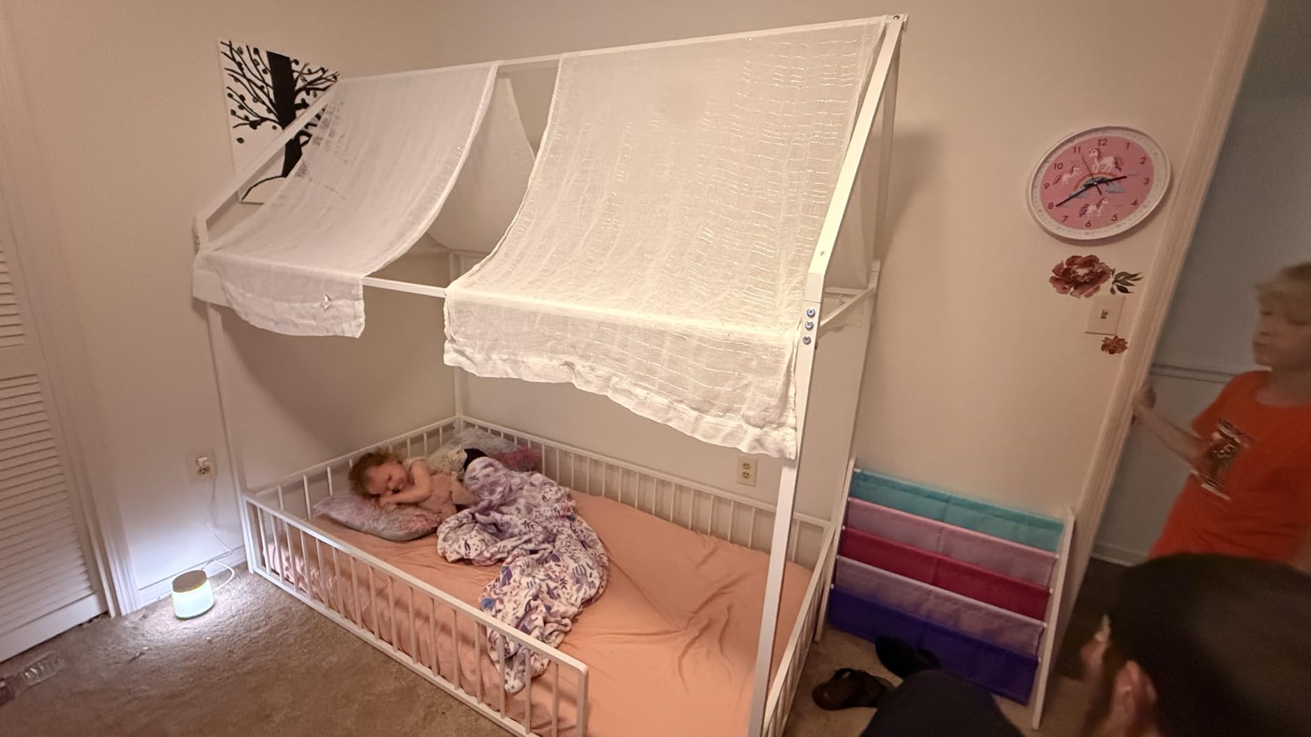 LGFIMIO Twin Floor Bed Frame with Roof & Fence Guardrails Metal House Bed for Bedroom, Easy Assemble, No Box Spring Needed, Black customer photo 2