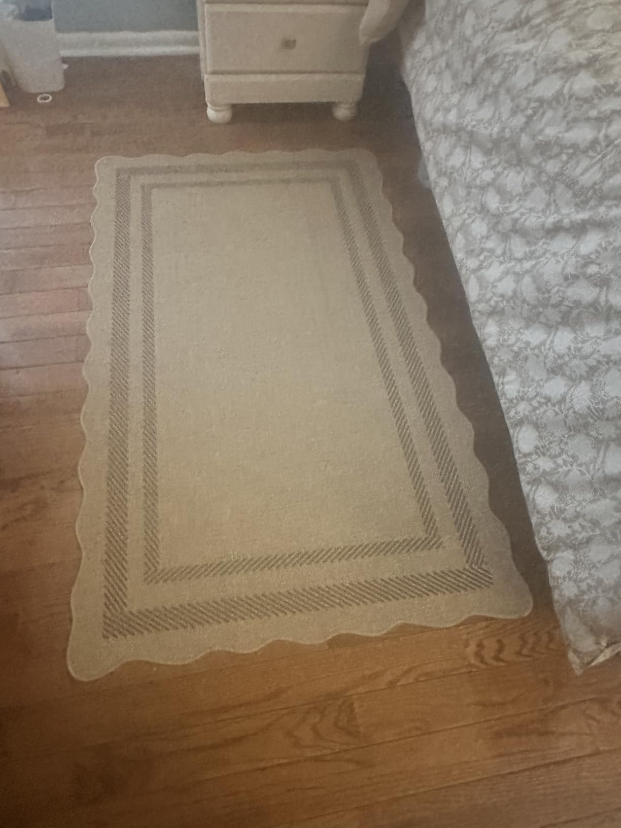 LIVEBOX Scalloped Easy Jute 3x5 Outdoor Rug, Washable Non-Slip Geometric Tan Rugs for Entryway, Indoor Outdoor Farmhouse Rug Modern Carpet Door Mat Area Rug for Patio Bedroom Living Room Kitchen Porch customer photo 1