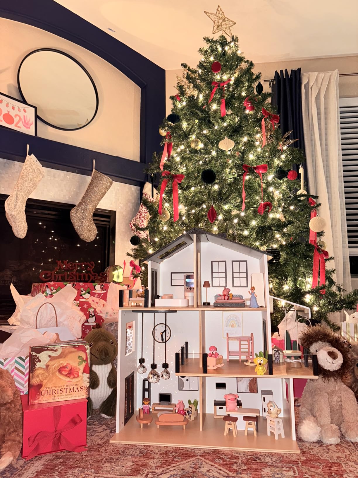 BIERUM Wooden Dollhouse, Large Modern Doll House with 44Pcs Furniture Accessories, Dolls & Pets, DIY Puzzle Pool Yard, Wood Dollhouse Toy for Toddlers 3+, Ideal Gift for Boys and Girls (Black) customer photo 1
