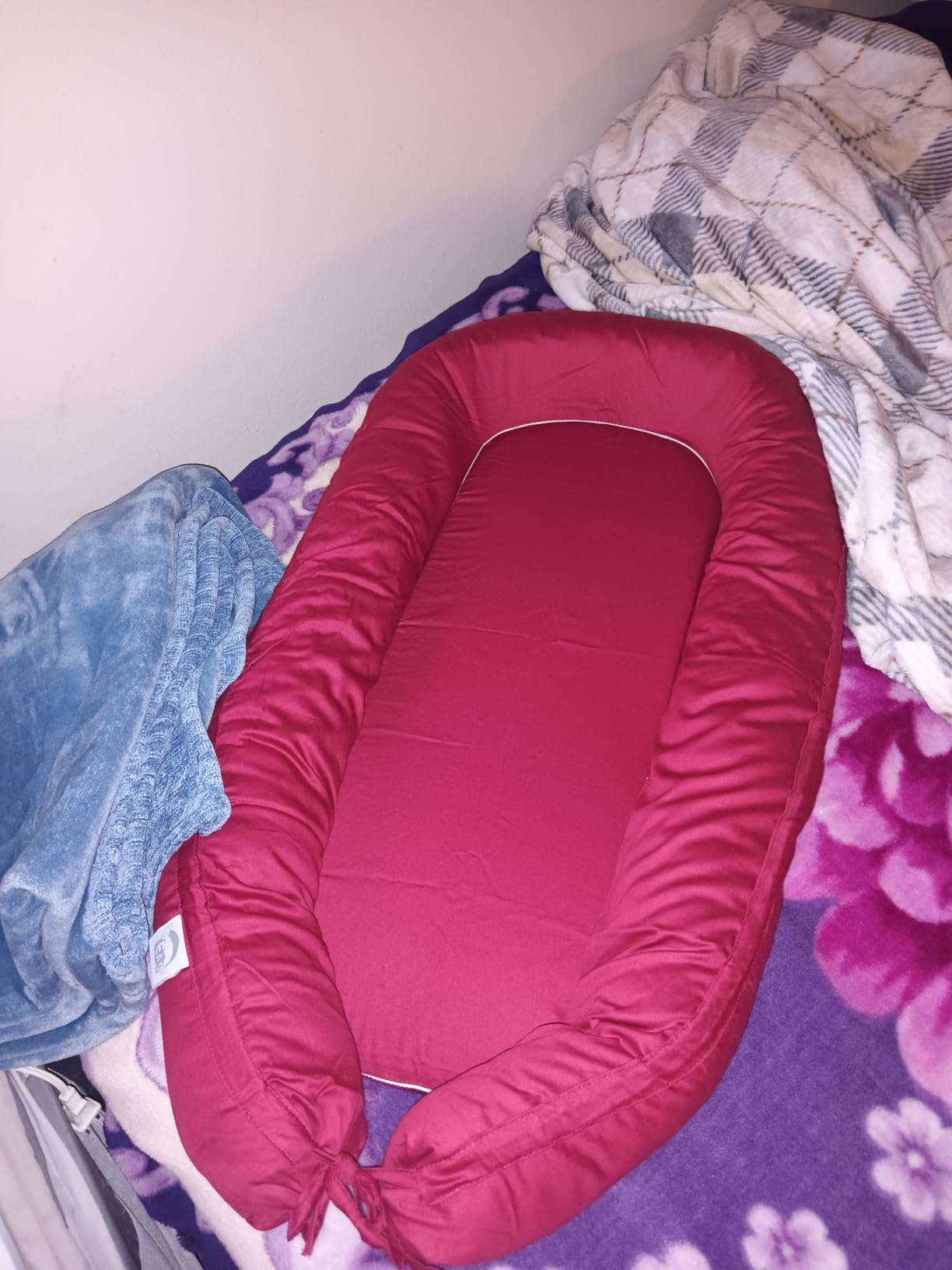 EAQ Baby Lounger, Infant Lounger for Newborn, Portable Baby Nest Cover Breathable & Soft, Newborn Essentials customer photo 2