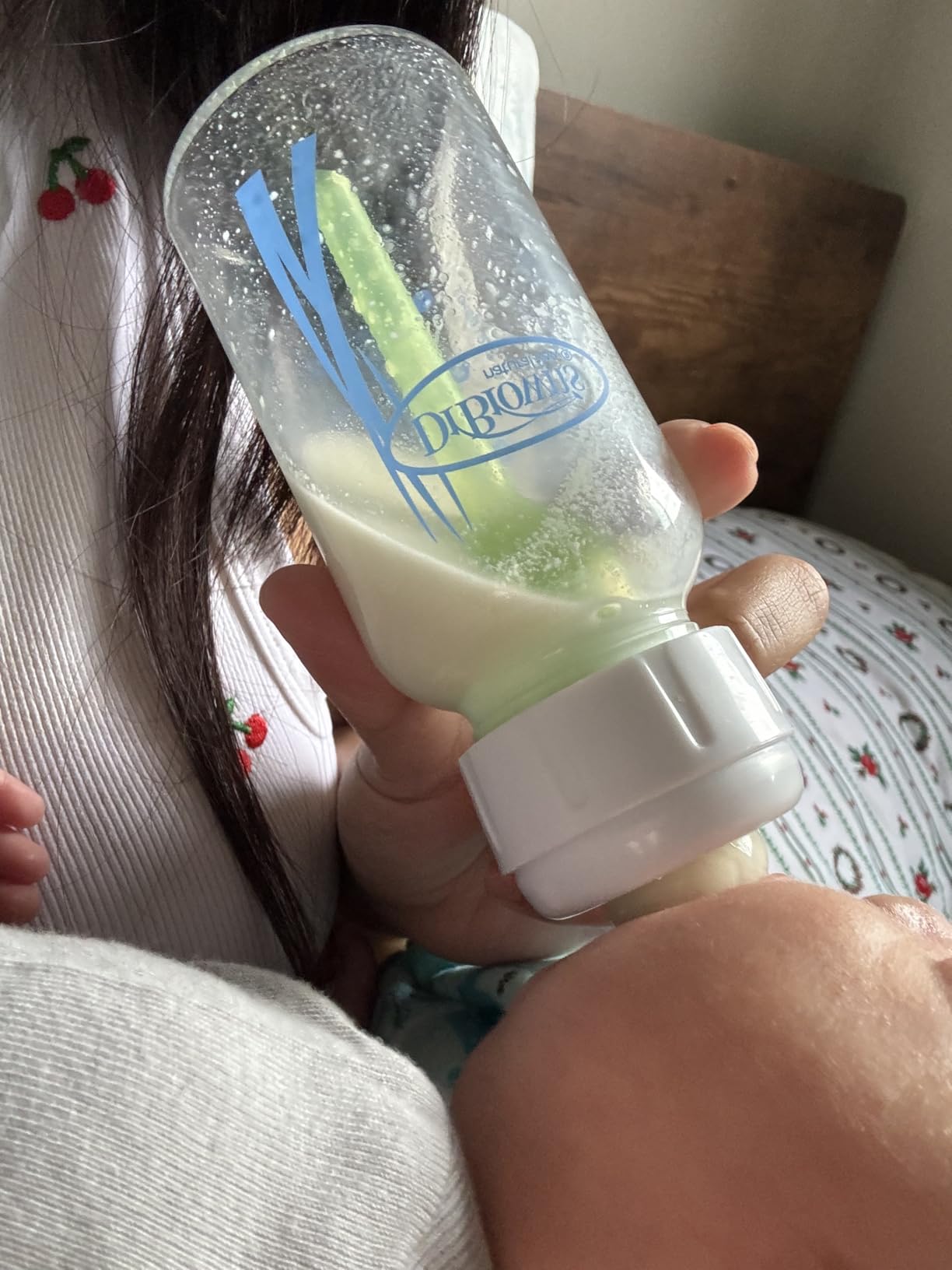 Dr. Brown's Anti-Colic Options+ Narrow Glass Baby Bottle with Level 1 Slow Flow Nipple, BPA-Free, 4 oz/120mL, 4-Pack customer photo 1