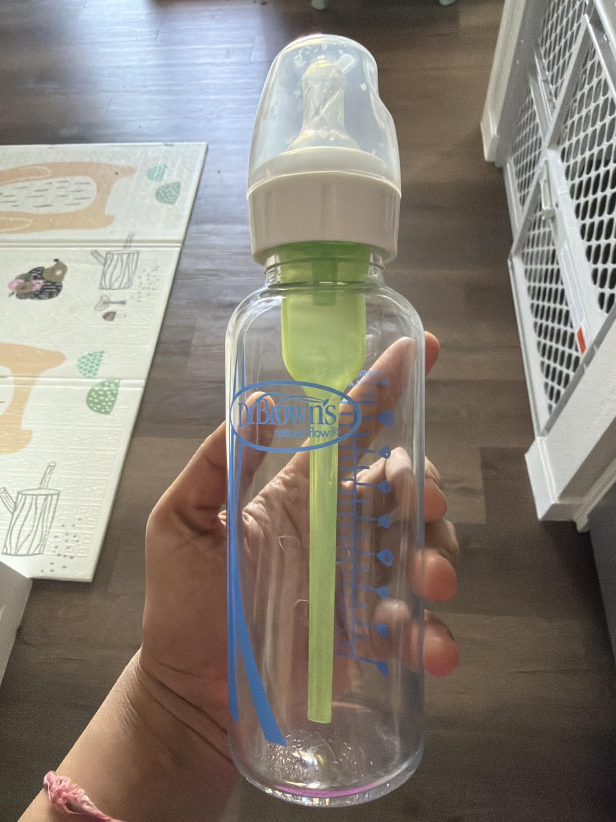 Dr. Brown's Anti-Colic Options+ Narrow Glass Baby Bottle with Level 1 Slow Flow Nipple, BPA-Free, 8 oz/250 mL, 0m+, 4-Pack customer photo 1