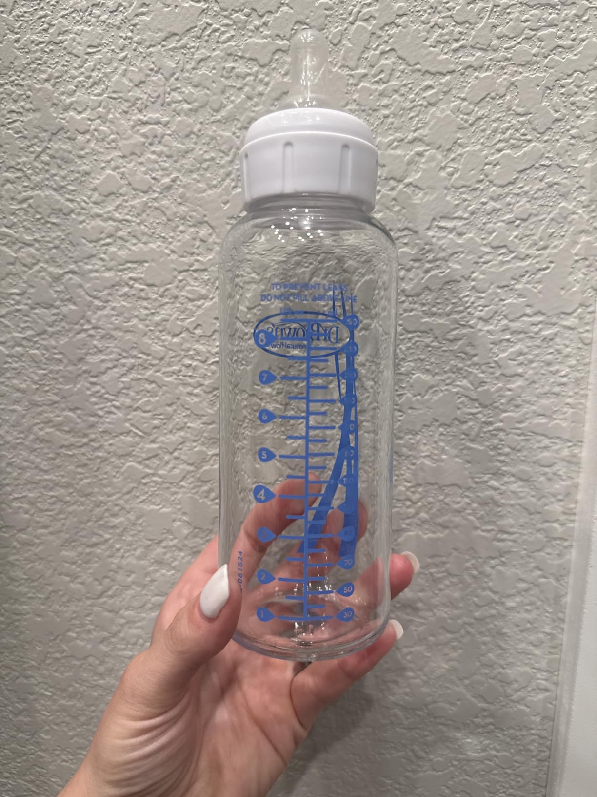 Dr. Brown's Anti-Colic Options+ Narrow Glass Baby Bottle with Level 1 Slow Flow Nipple, BPA-Free, 8 oz/250 mL, 0m+, 4-Pack customer photo 2