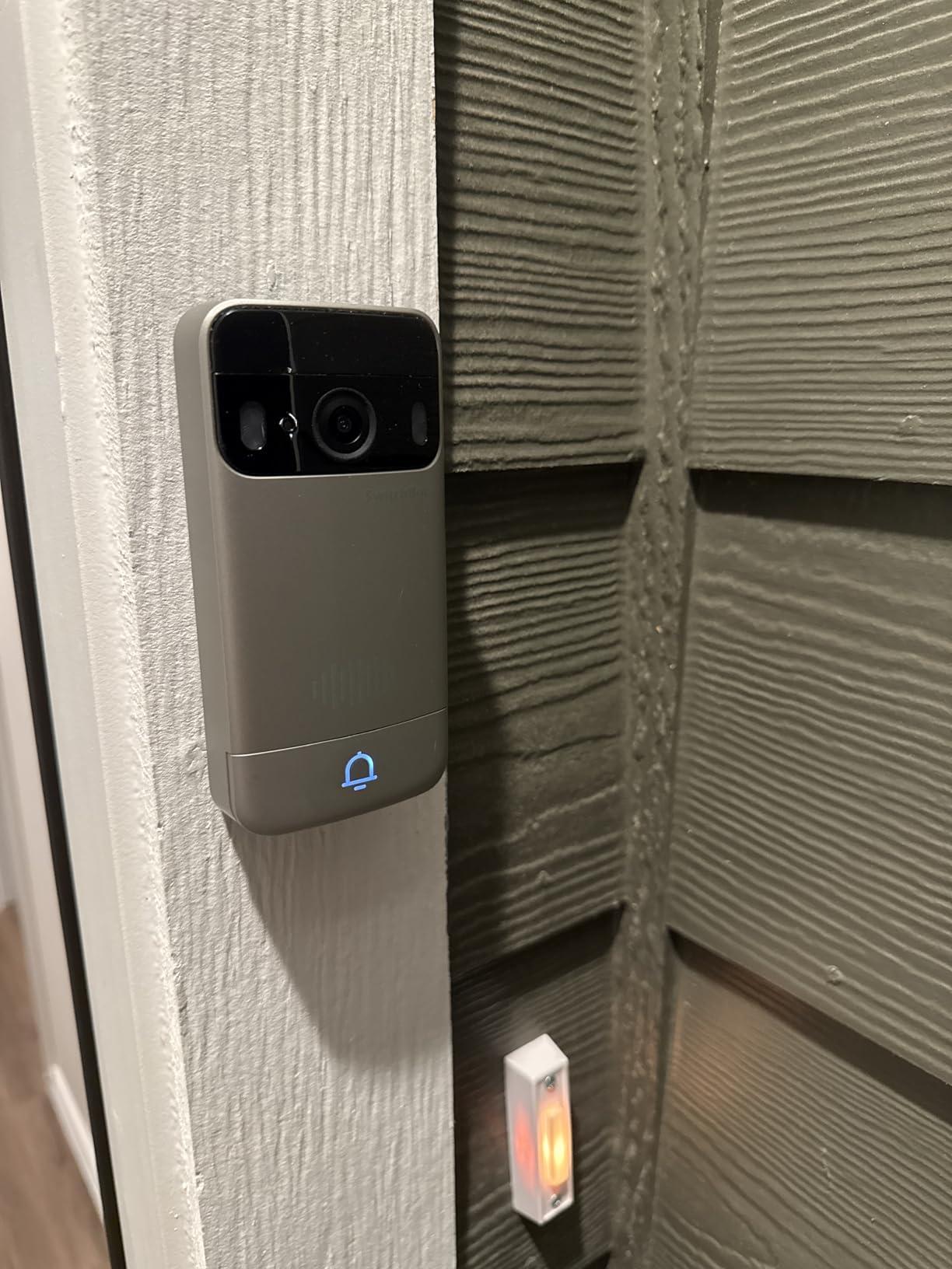SwitchBot Video Doorbell Camera Wireless with Monitor, No Subscription, 4.3 Inch Screen, Battery Powered, Head-to-Toe View, 2K FHD, 2-Way Audio, Motion Detection, Works with Alexa/Google/Home Assistant customer photo 1