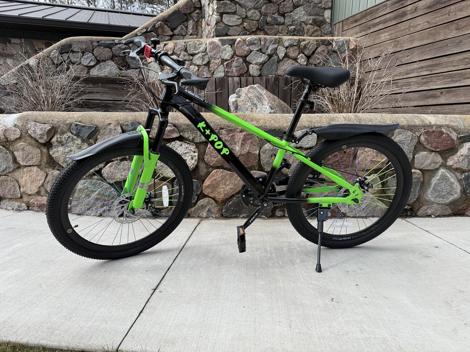 24 Inch Kids' Mountain Bike, Single Speed/7 Speed Bikes for Kid Girls Boys Ages 8-12, Front Suspension Fork Kids' Bicycles for Boys Girls, Front and Rear Disc Brakes, Adjustable Seat customer photo 2