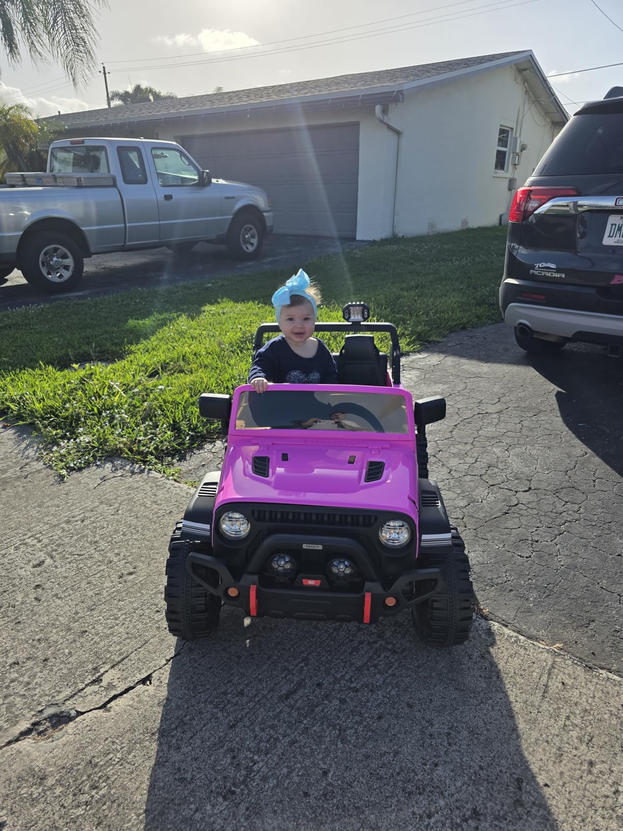 Hikiddo 2 Seater Ride on Car Truck, 12V Kids Electric Ride on Toy for Big Kids Age 3-8 w/Remote Control - Light Pink customer photo 1