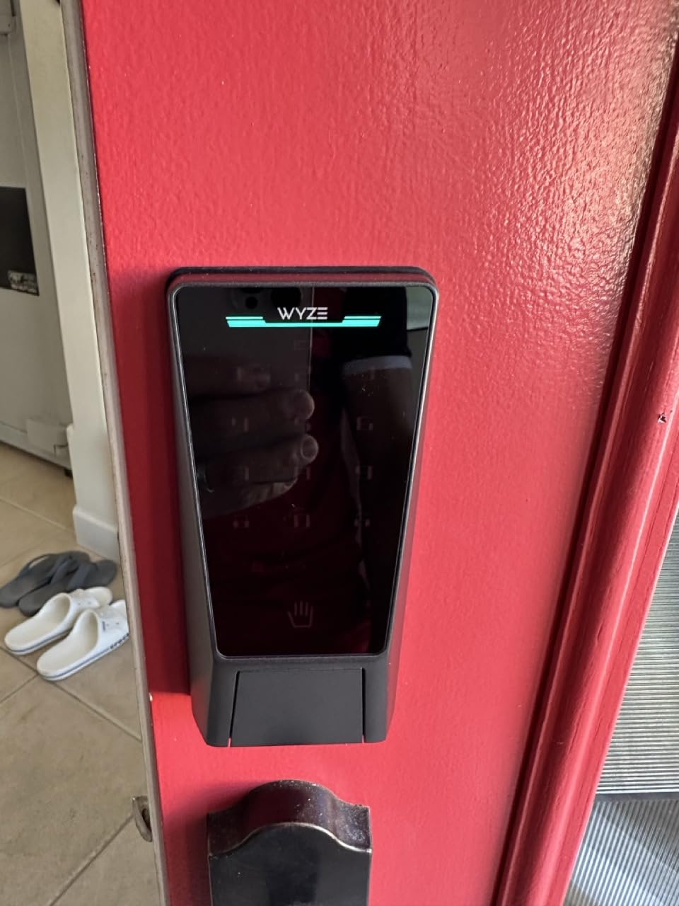 Wyze Palm Lock, Smart Door Lock with Palm Vein Recognition, Keyless Entry Smart Locks for Front Door, Keypad, Auto Lock, Dual Battery, Wi-Fi, Works with Alexa & Google, BHMA, IP53, Mechanical Key customer photo 1
