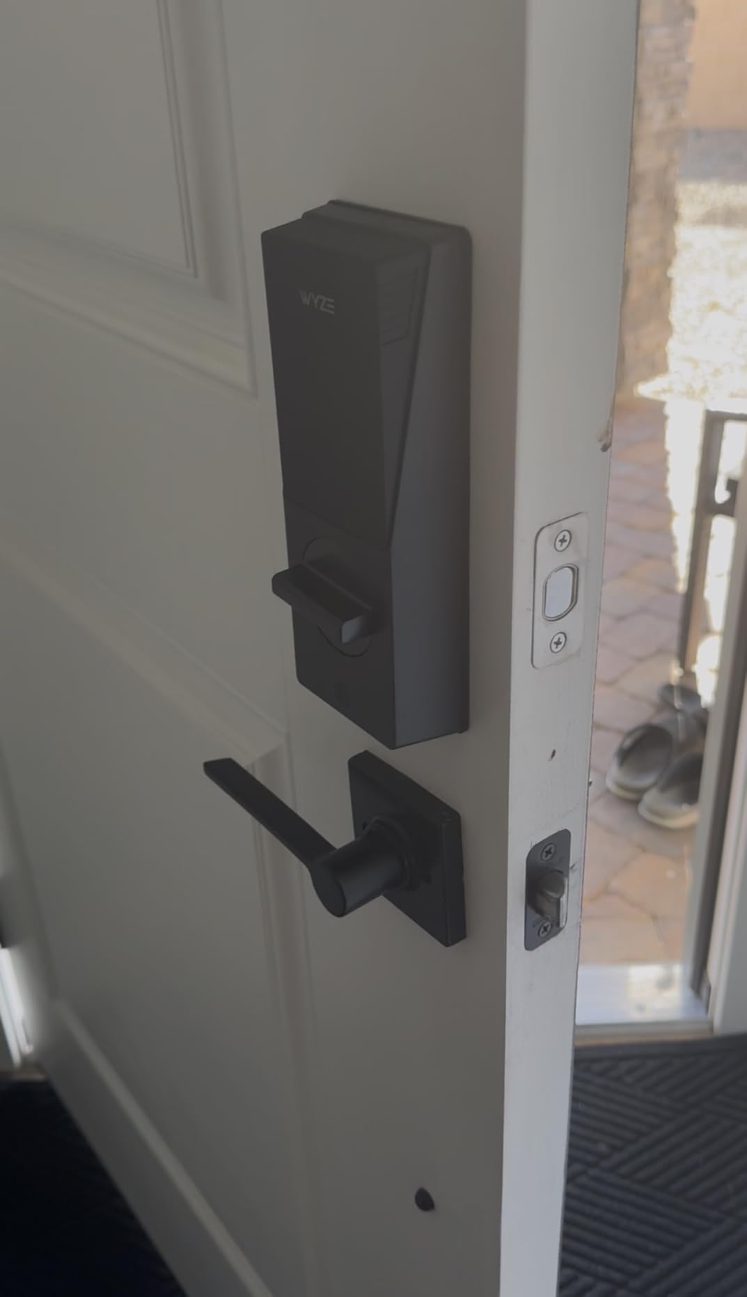 Wyze Palm Lock, Smart Door Lock with Palm Vein Recognition, Keyless Entry Smart Locks for Front Door, Keypad, Auto Lock, Dual Battery, Wi-Fi, Works with Alexa & Google, BHMA, IP53, Mechanical Key customer photo 2