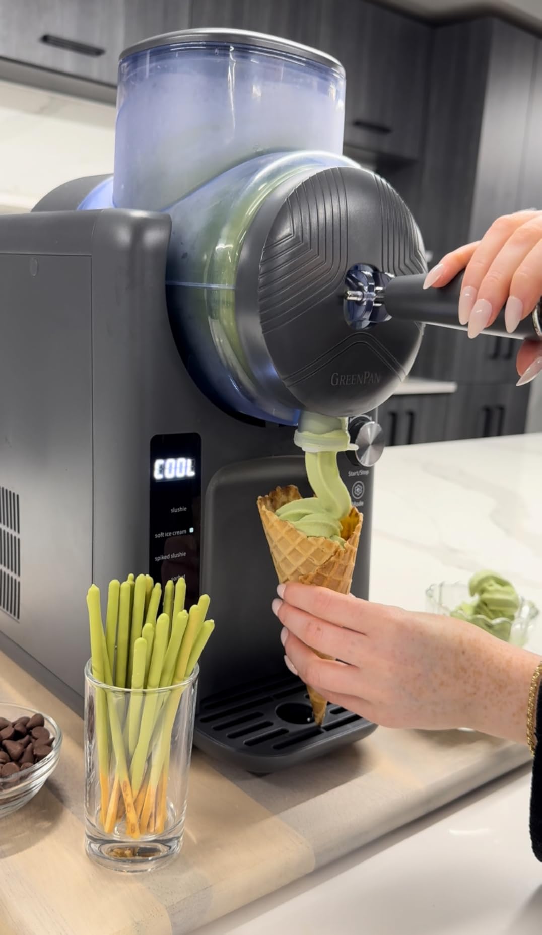 GreenPan Frost Ice Cream Maker & Slushie Machine, Soft Serve, Sorbet, Margaritas, Milkshakes, Frozen Yogurt, No Pre-Freezing, Ready in 15 Mins, 6 Modes, 7 Textures, Self-Cleaning, Family Size, Blue customer photo 2