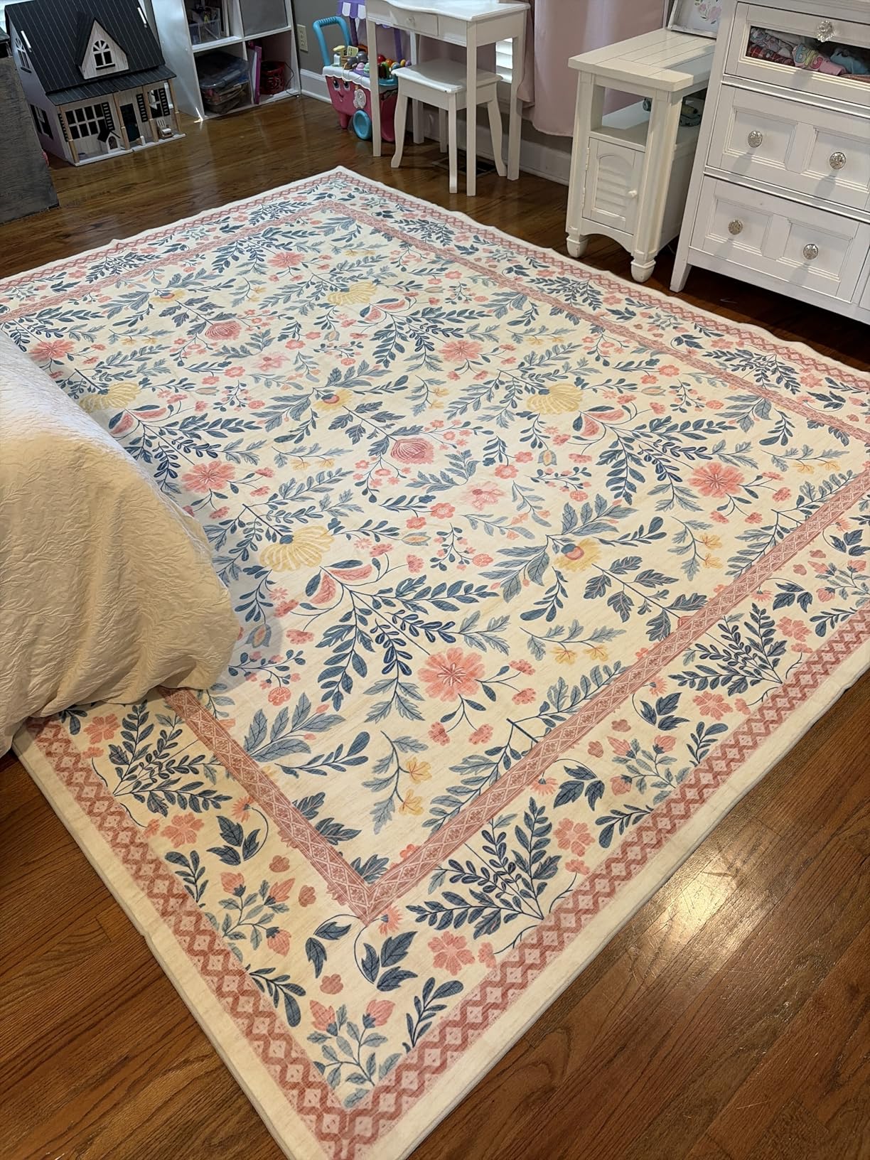 Joydeco Boho Floral Light Pink 5x7 Area Rugs for Bedroom Girls Playroom, Machine Washable Kids Room Nursery Rug Non Slip, Soft Indoor Floor Carpet for Living Room Dorm Classroom customer photo 1