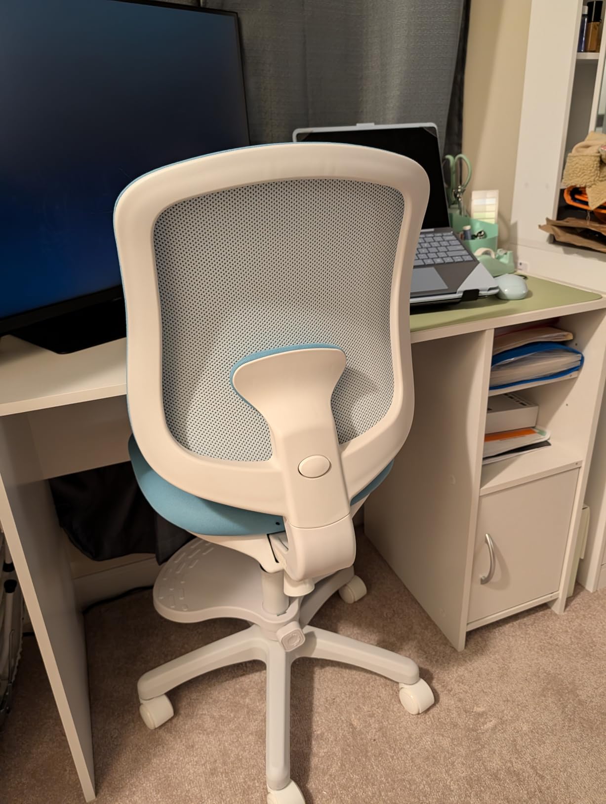 Desk Chair, Ergonomic Study Chair for Kids with Lumbar Support and Footrest, Adjustable Height, Mesh Small Office Chair with Adjustable Backrest, Model Shell (Beige) customer photo 2