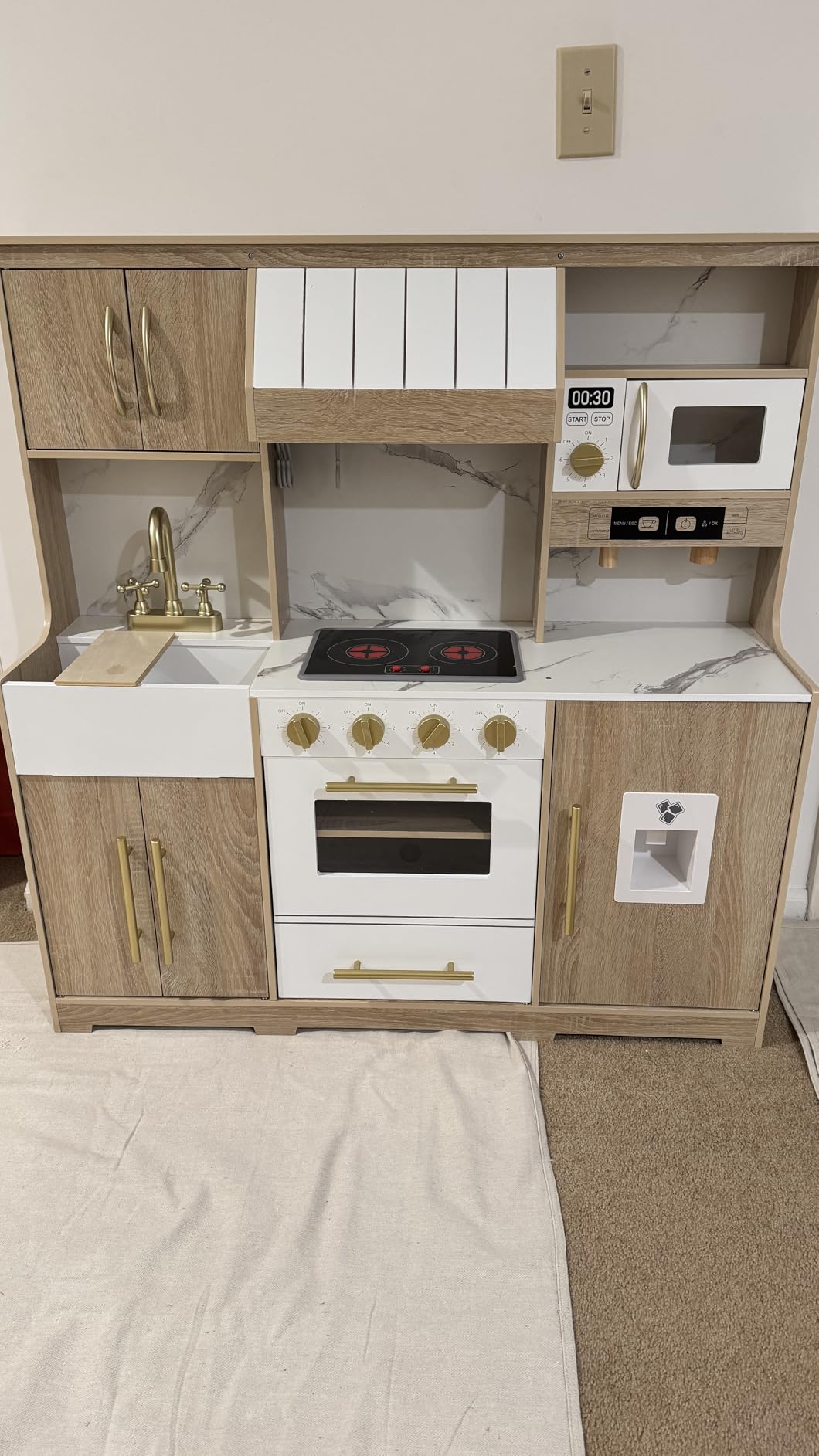 inFUNSAME Kids Kitchen PlaySet with Realistic Lights and Sounds, 19 Accessories, Modern Design Upgraded Wooden Play Kitchen with Complete Play Areas, Gift for Boys & Girls Ages 3+ customer photo 2