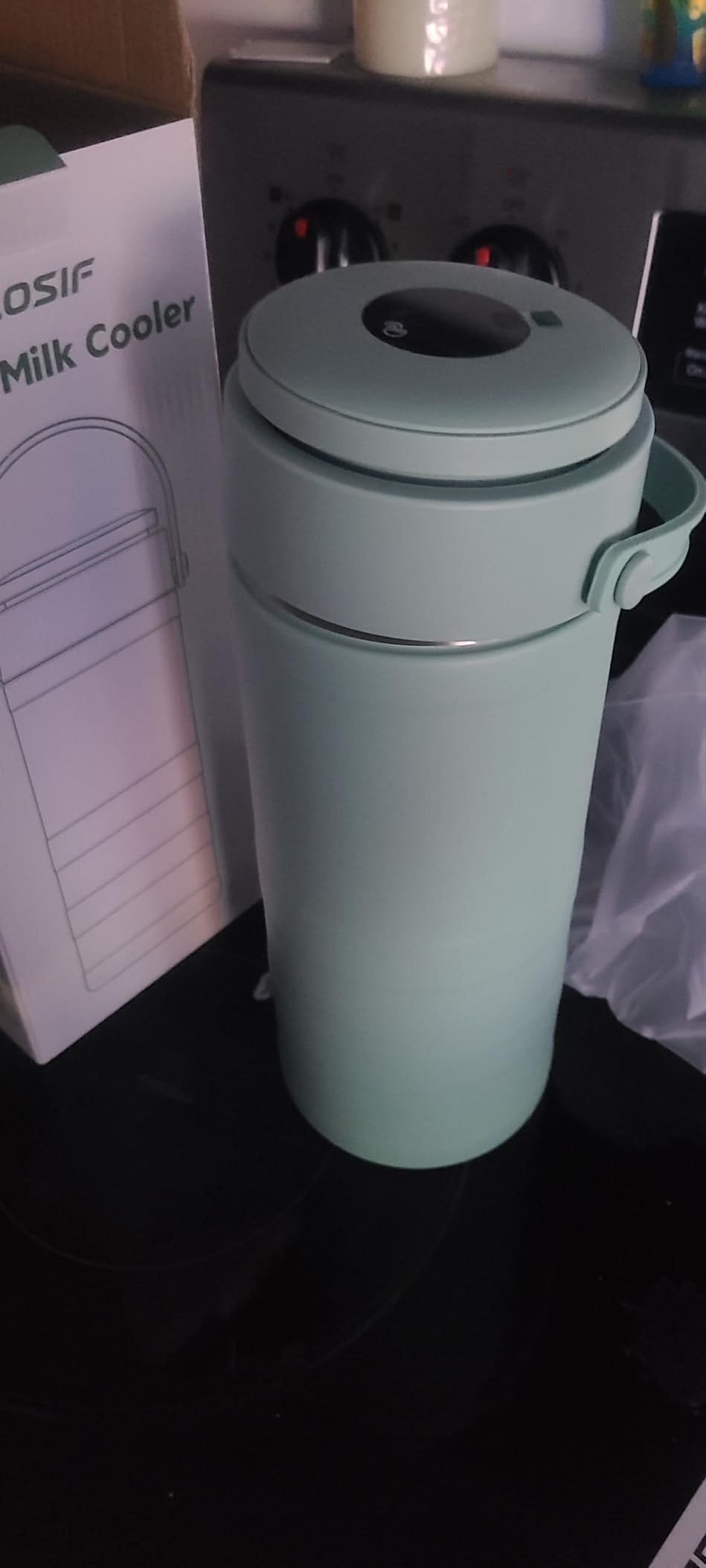 Portable Breast Milk Cooler, 24H 360 Degree Cooling, Digital Temp Display, 22oz Capacity with 2 BPA-Free Bottles, CPC Certified for Outdoor Travel & Commute customer photo 2