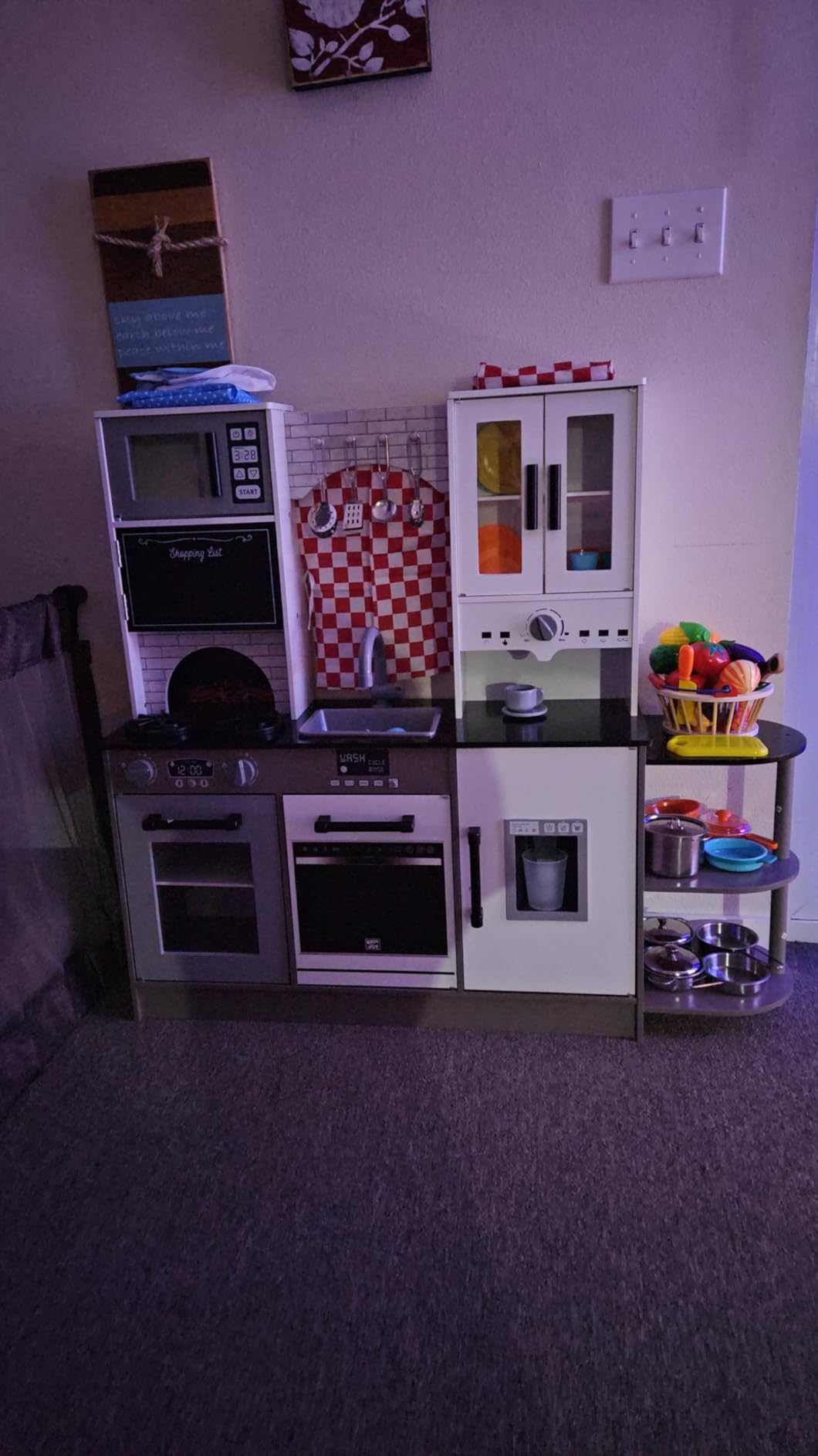 BRINJOY 2-Piece Kids Kitchen Playset, Wooden Play Kitchen Set for Toddlers, Modular Pretend Play Kitchen w/Light&Sound Stove Oven, Large Kitchen Cooking Toy w/Refrigerator, Gift for Girls Boys customer photo 1