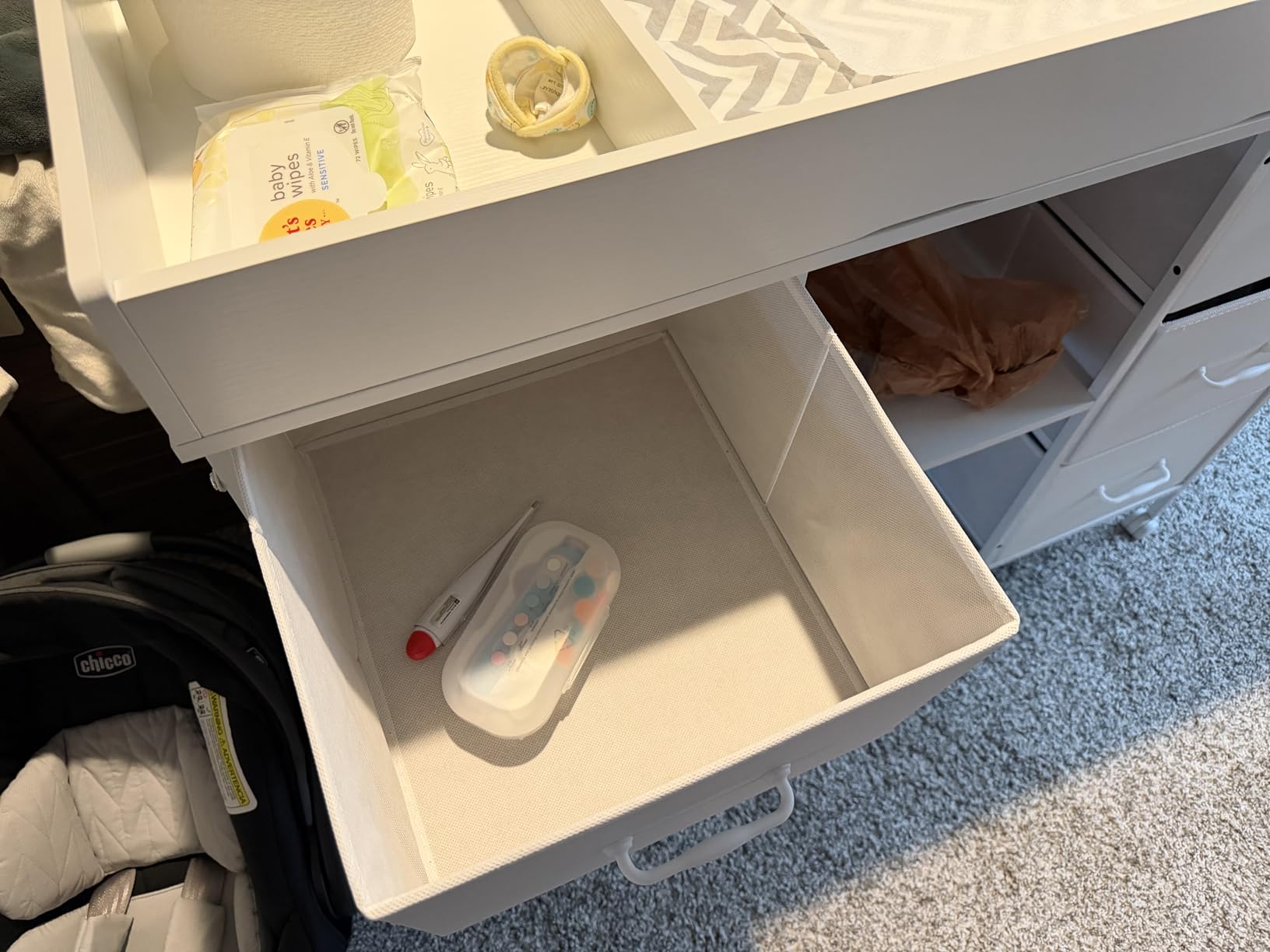 Yetom Changing Table, 6-Drawer Baby Dresser with Changing Table top, Waterproof Diaper Changing Station & Pad, 2 Height-Adjustable Open Storage Shelves, Mobile Nursery Organizer, White customer photo 1