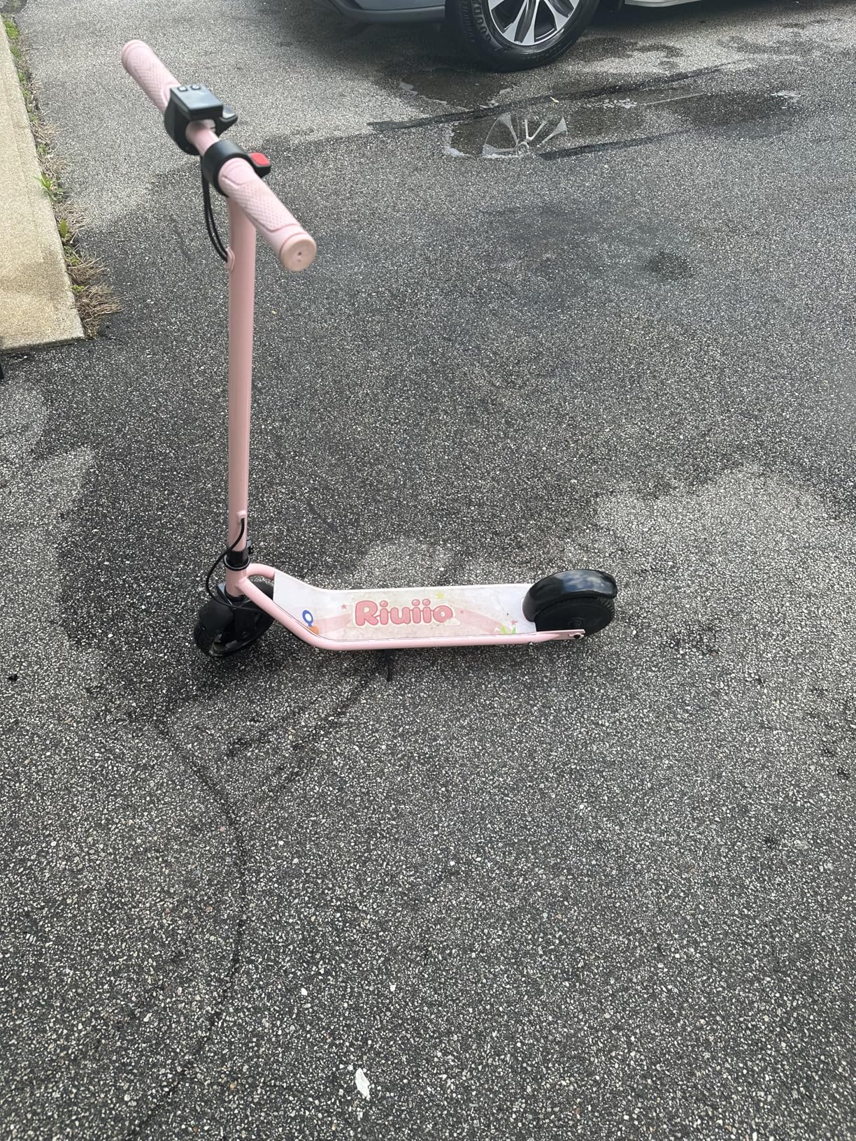 Electric Scooter for Adults, Teens & Big Kids, 350W-500W Motor, 10Mph-21 MPH & 10-28 Miles Max Range, 6.5 to 10 inch Tires, Portable Lightweight E-Scooter customer photo 1