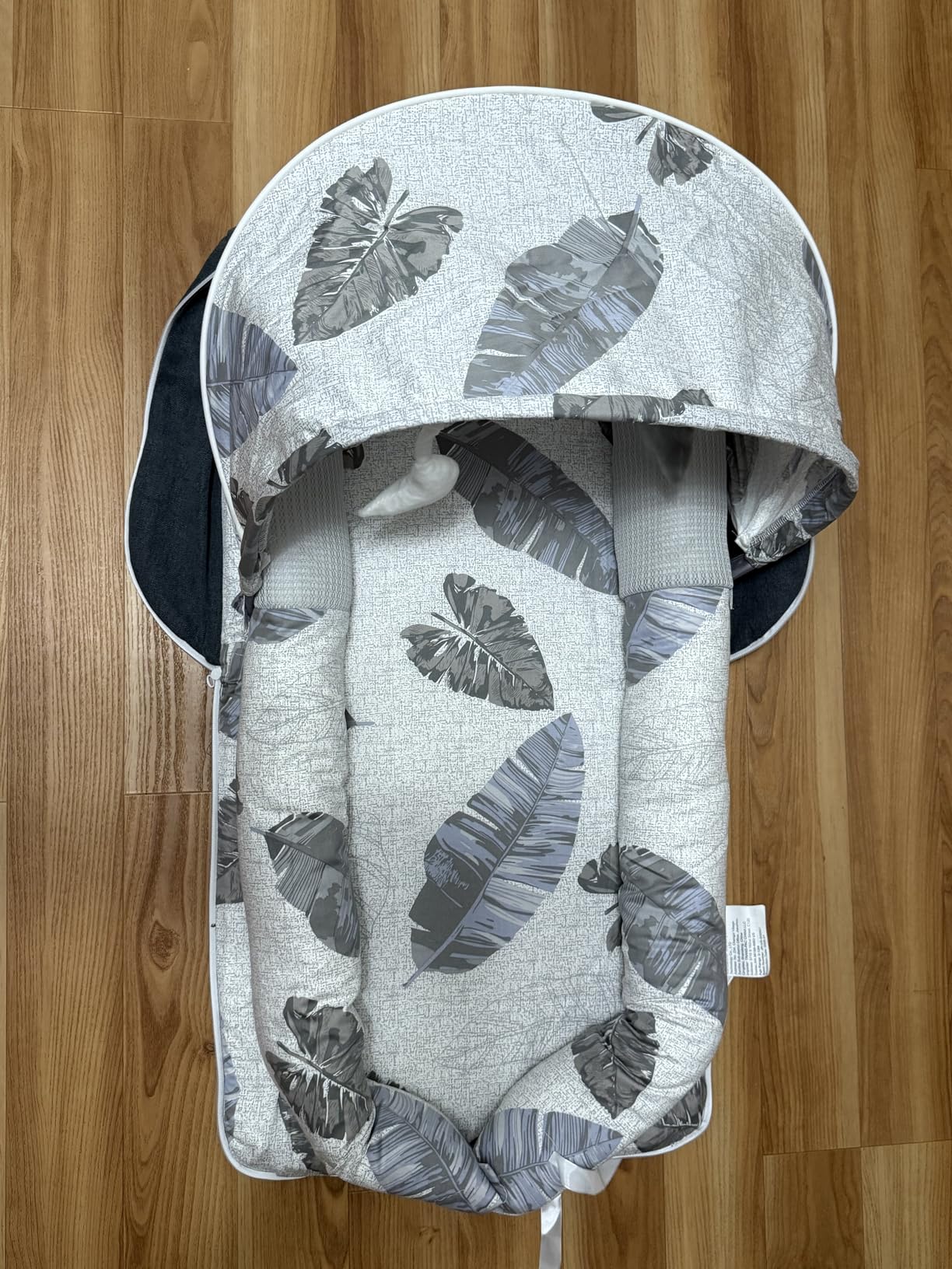 Baby Lounger with Canopy, Foldable Portable Infant Support Cushion for 0-12 Months Newborn, Soft Breathable Washable Baby Nest with Adorable Pattern, Perfect for Home Outdoor Supervised Awake Time customer photo 1