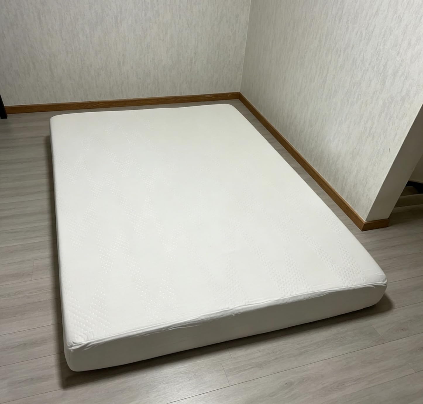 Avenco Twin Mattress, 6 Inch Twin Size Mattress for Kids, Gel Memory Foam Mattresses for Cooling Night Sleep & Pressure Relief, Colchones for Kids Fiberglass Free CertiPUR-US Certified customer photo 1