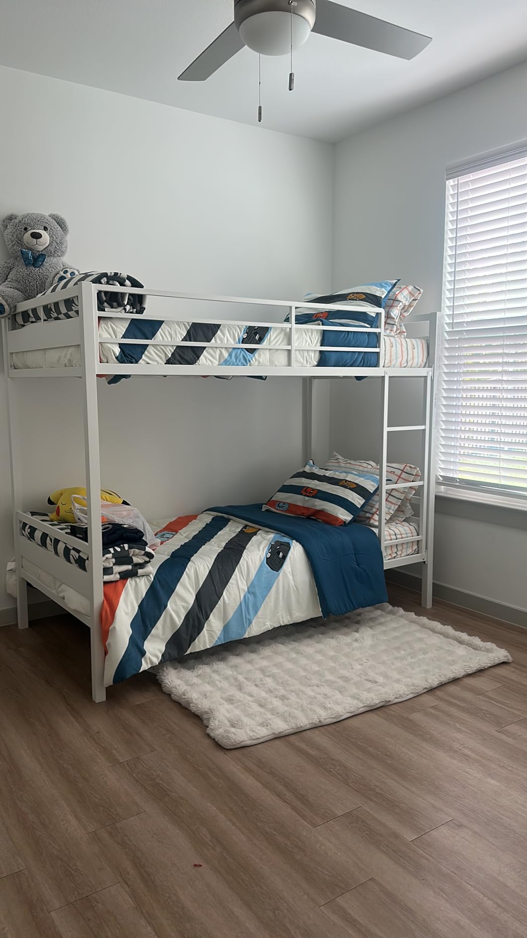 Bunk Bed Twin Over Twin, Heavy Duty Metal Bunkbeds with Full-Length Guardrail, Space-Saving Steel Bed for Kids & Adults, No Box Spring Required, Black customer photo 1