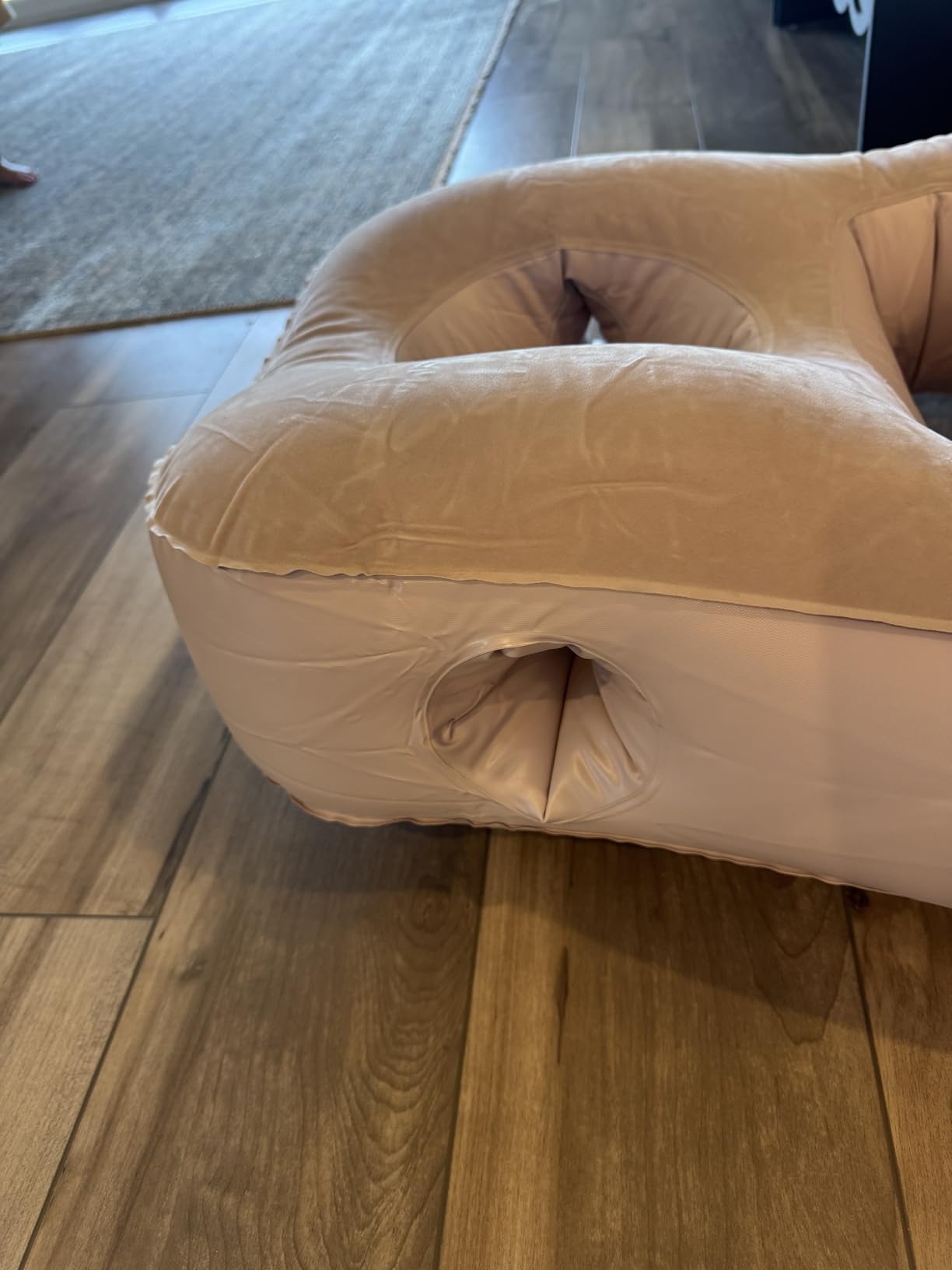 Inflatable Pregnancy Pillow with Belly & Head Hole, Prone Pregnancy Pillow for Stomach Sleepers, Belly Pillow Pregnancy Mattress for Pregnant Women, Maternity airbed Pool Float for Tummy Massage customer photo 2
