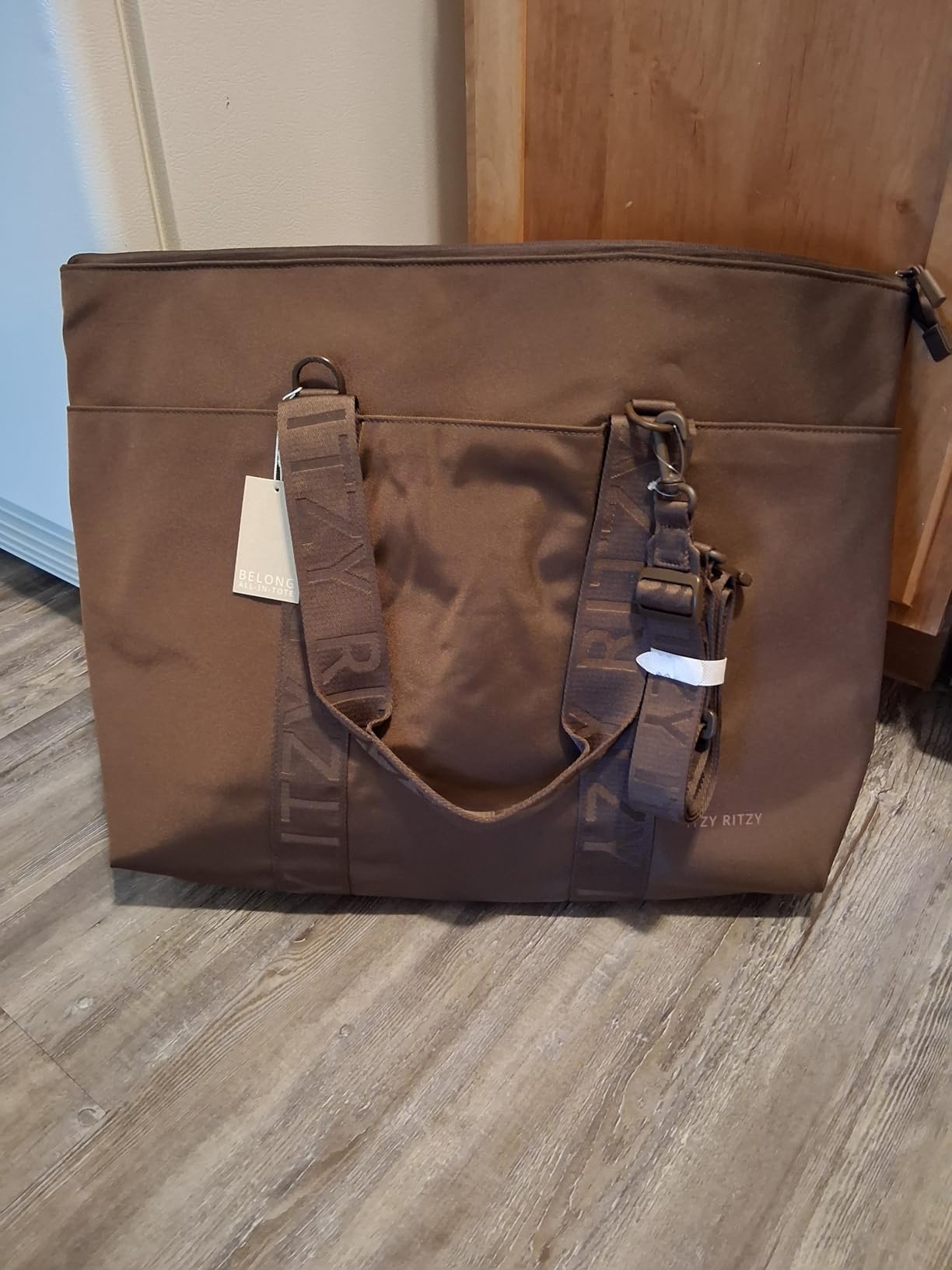 Itzy Ritzy Diaper Bag Tote - Lightweight Weekender with 10 Pockets, Removable Strap, Stroller & Trolley Use customer photo 2