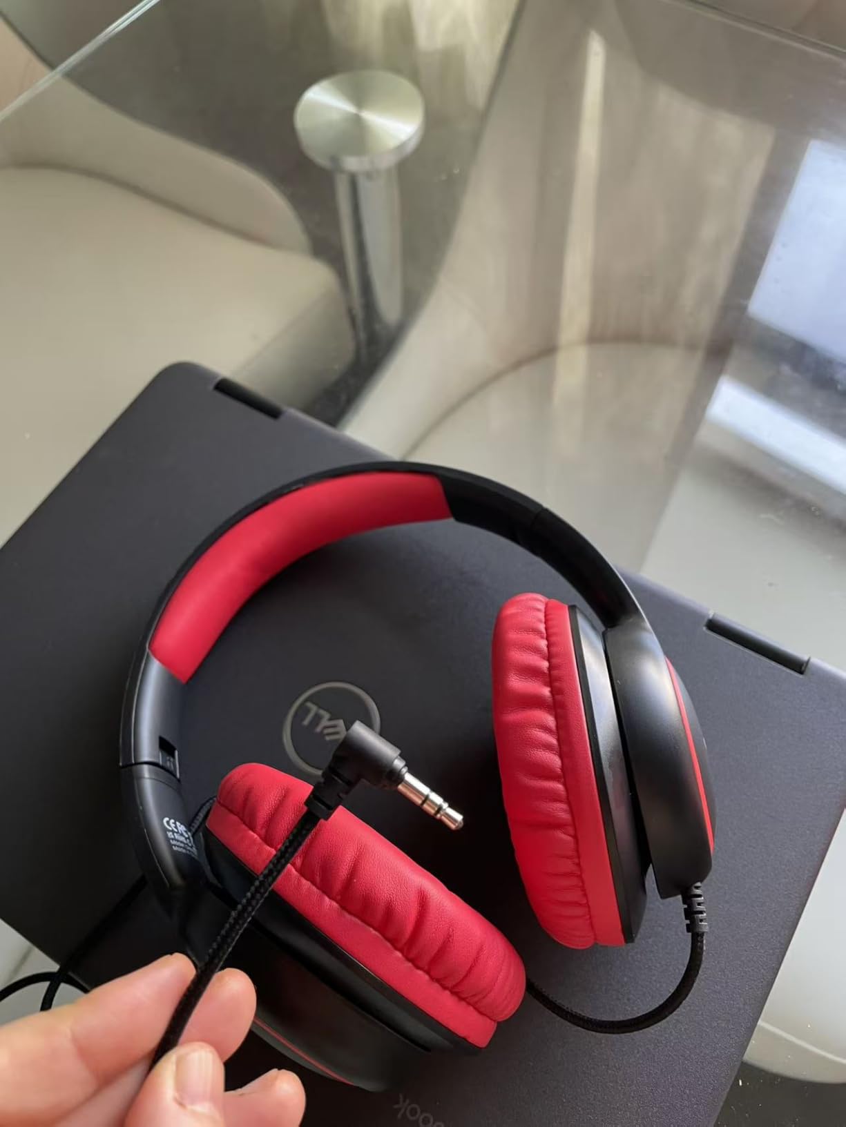 Acer Kids Headphones Wired for School - Over Ear Design, 85/94dB Safe Volume Limit, 3.5mm Jack Foldable Headphones for Toddler Boys Girls Classroom Yoto Player Chromebook Travel Black Red customer photo 1