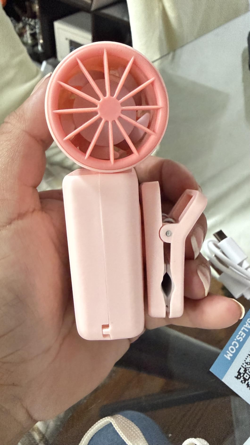 Hotsales Clip-On Portable Fan, 13500 RPM Rechargeable Handheld Mini Fan with LED Display, 360° Rotating Detachable Clip, Stroller Fan for Baby, Compact Travel Essentials/Lash, Summer Gifts for Women customer photo 2