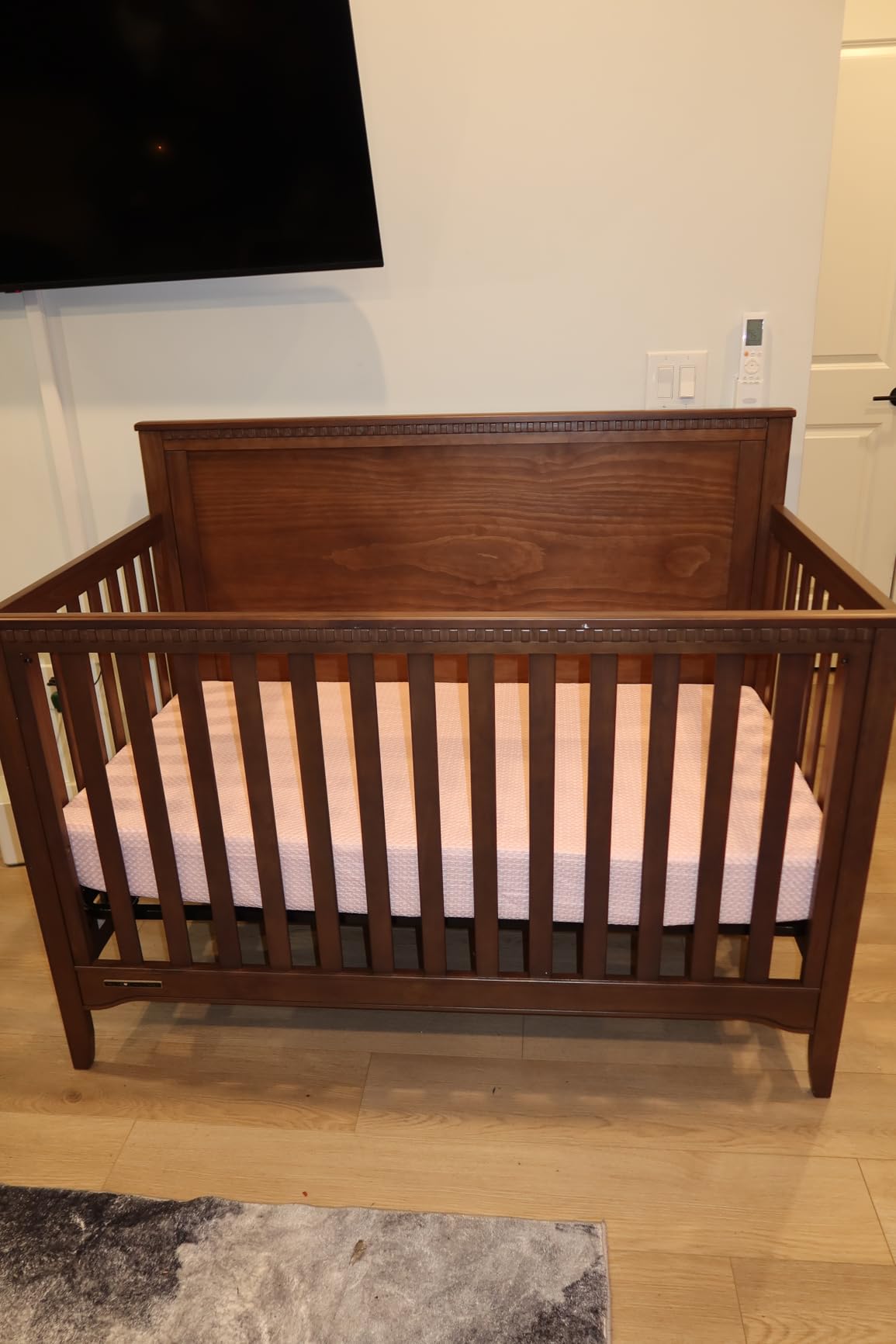 Delta Children Kendall 6-in-1 Convertible Crib - Converts from Baby Crib to Toddler Bed, Daybed, Sofa Bed and Full-Size Bed with and Without Footboard, Fits Full-Size Crib Mattress, Teak Brown customer photo 2