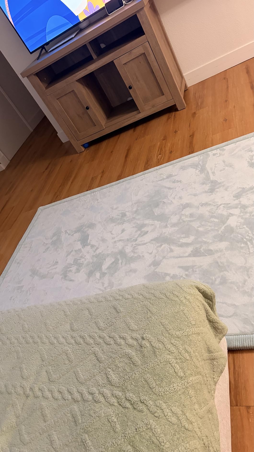 Hakuna Matte CloudSoft Play Mat - Beige (1.27x1.27m) | Super Soft & Waterproof Baby Rug | Luxury Cushioned Comfort | Safe & Non-Toxic for Tummy Time | Oeko-TEX Certified Modern Home Decor customer photo 1