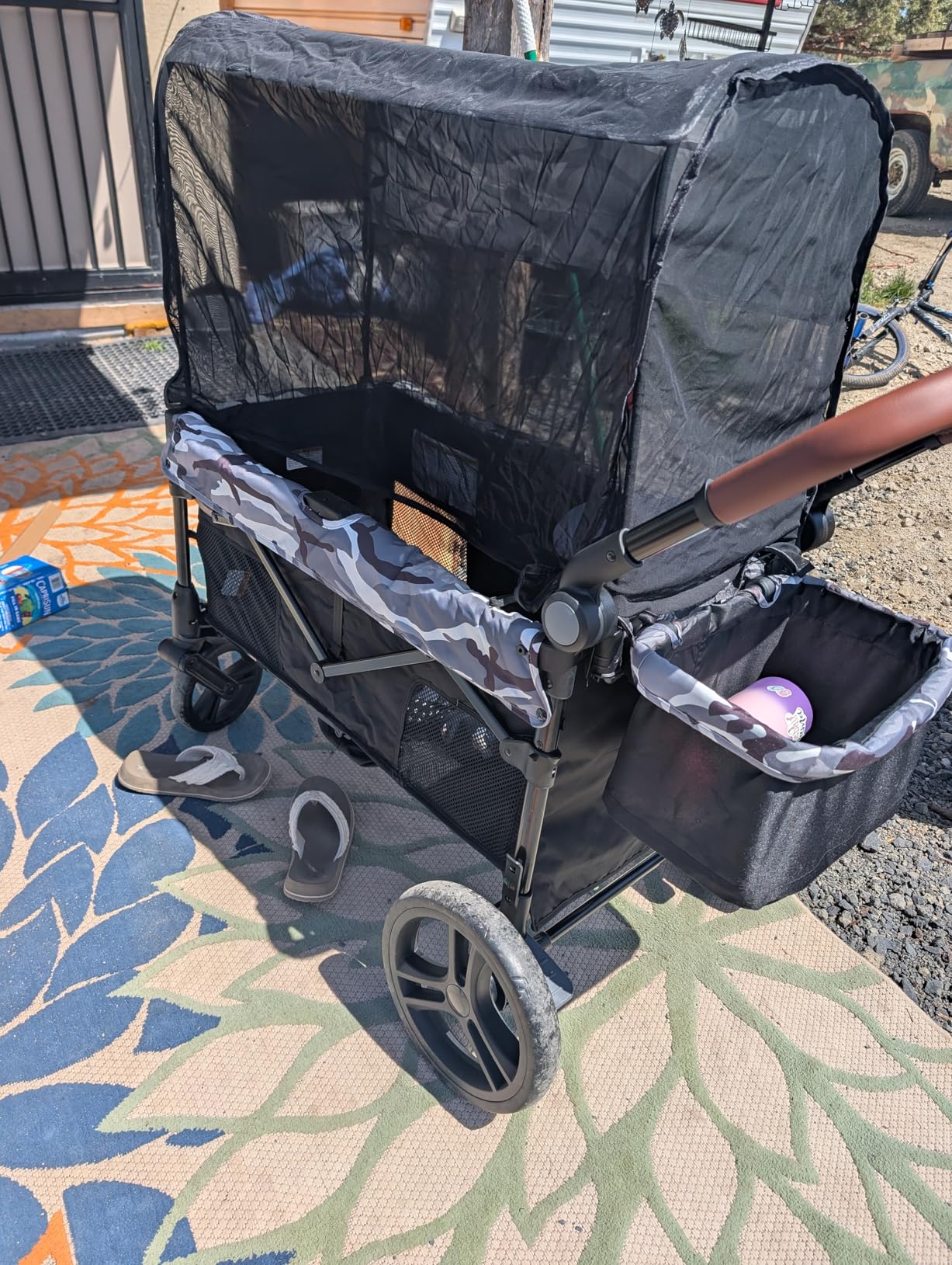 ELEMARA All-Terrain Stroller Wagon for 2 Kids, Foldable Kids Wagon Stroller Includes Removable Canopy,Mosquito net, Adjustable Push&Pull Handle,Snack Tray & Cup Holders, Storage Basket, Black+White customer photo 2