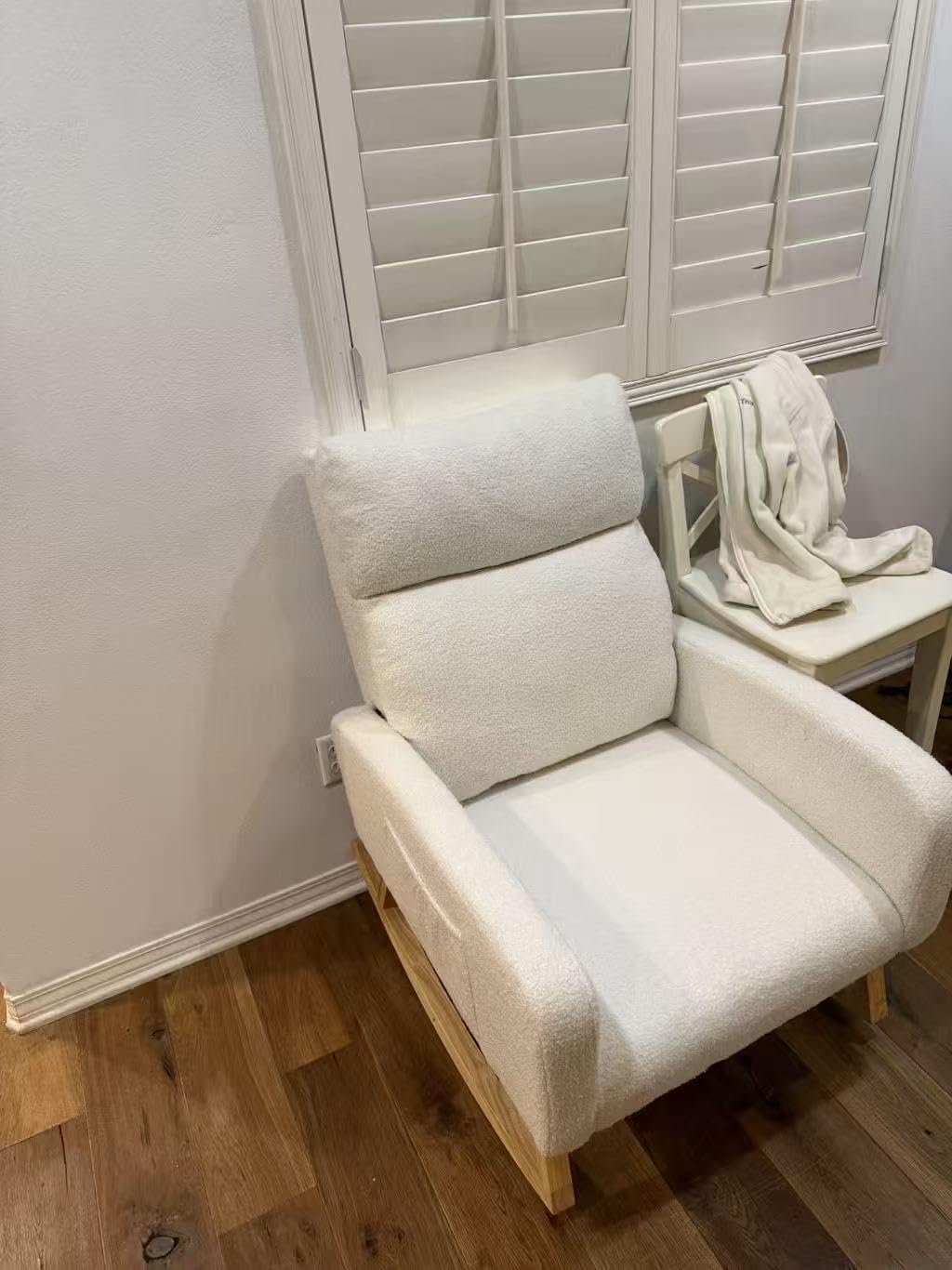 HCHAIRH Rocking Chair Nursery, Nursing Rocker Chairs with High Backrest, Modern Glider Rocking Chair for Mom Nursery, Living Room, Bedroom, Beige customer photo 1