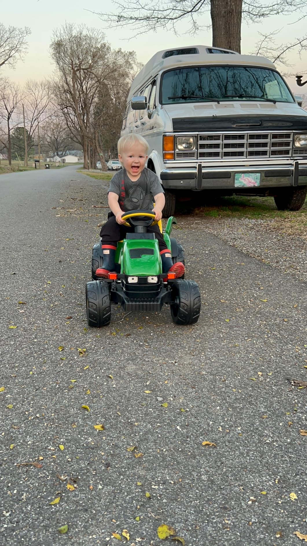 Peg Perego John Deere Farm Tractor and Trailer Pedal Tractor, Green customer photo 1