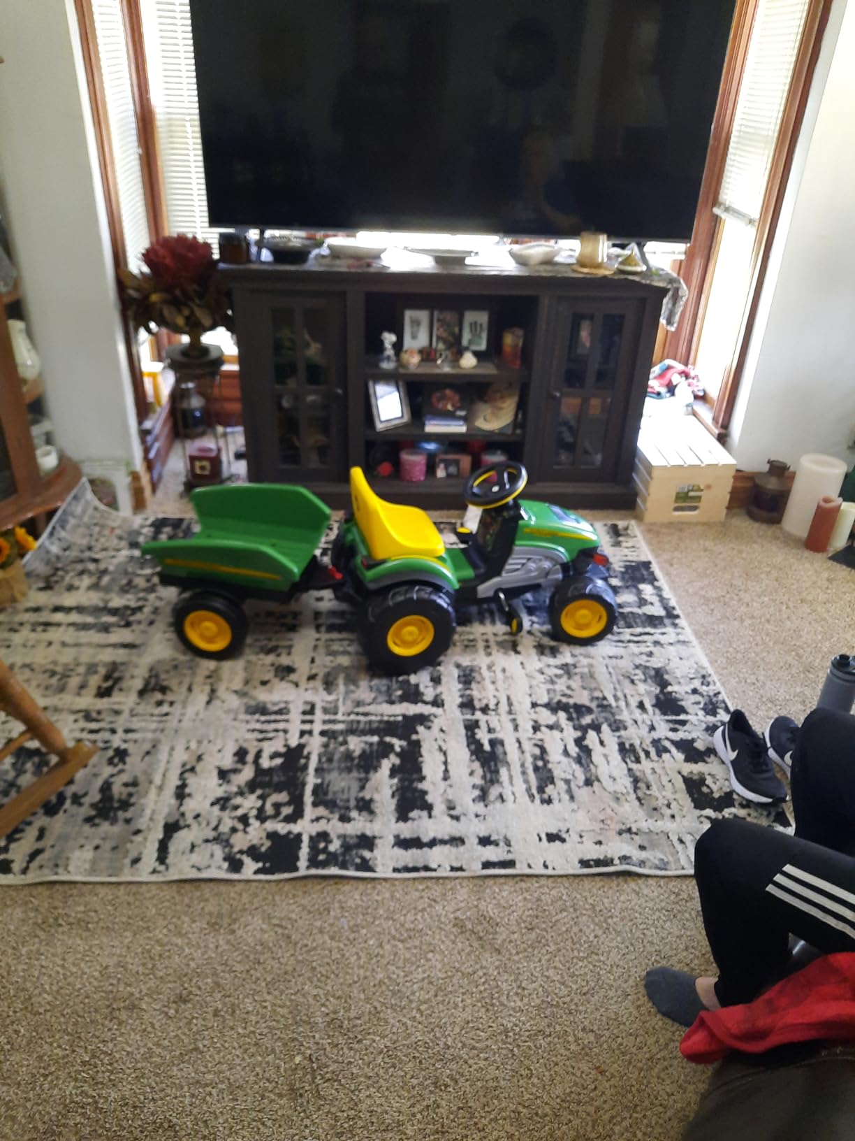 Peg Perego John Deere Farm Tractor and Trailer Pedal Tractor, Green customer photo 2
