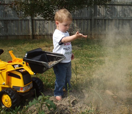 rolly toys CAT Construction Pedal Tractor: Front Loader Tractor with Detachable Trailer, Youth Ages 2.5+ , Yellow customer photo 1