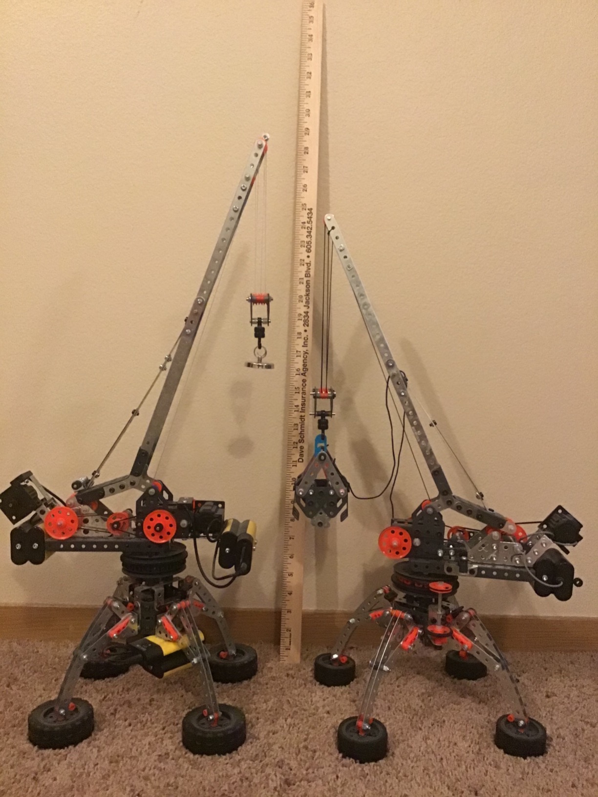 MECCANO Erector Super Construction 25-in-1 Motorized Building Set, Steam Education Toy, 638 Parts, for Ages 10+ customer photo 1
