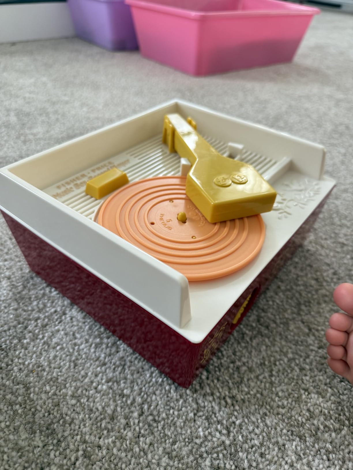 Fisher Price Classics - Record Player - Retro, Tactile Interactive Retro Toy for Kids, Girls, Boys, Toddlers, Baby, Preschooler, Unisex 18 Months+ customer photo 2