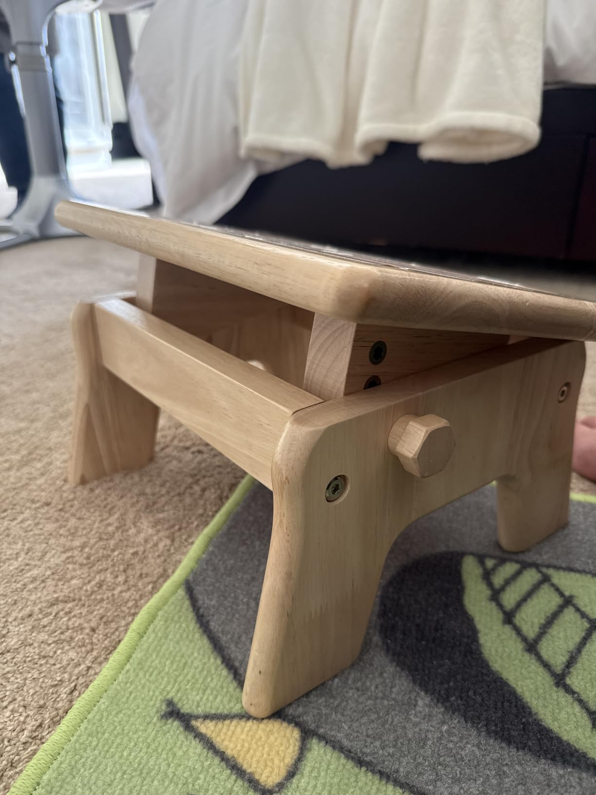 My Brest Friend Nursing Stool Adjustable for Comfort, Wood customer photo 1