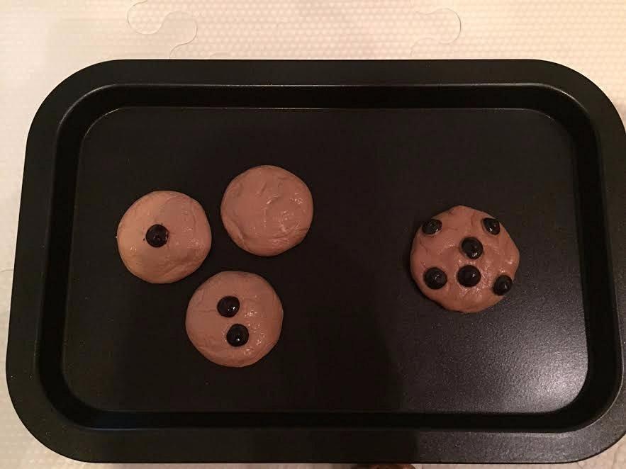 Learning Resources Smart Counting Cookies - Chocolate Chip Play Food, Preschool Activities, Toddler Sensory Toy, Play Kitchen Accessories, Sorting and Stacking, Fine Motor Numbers , Math Games customer photo 1