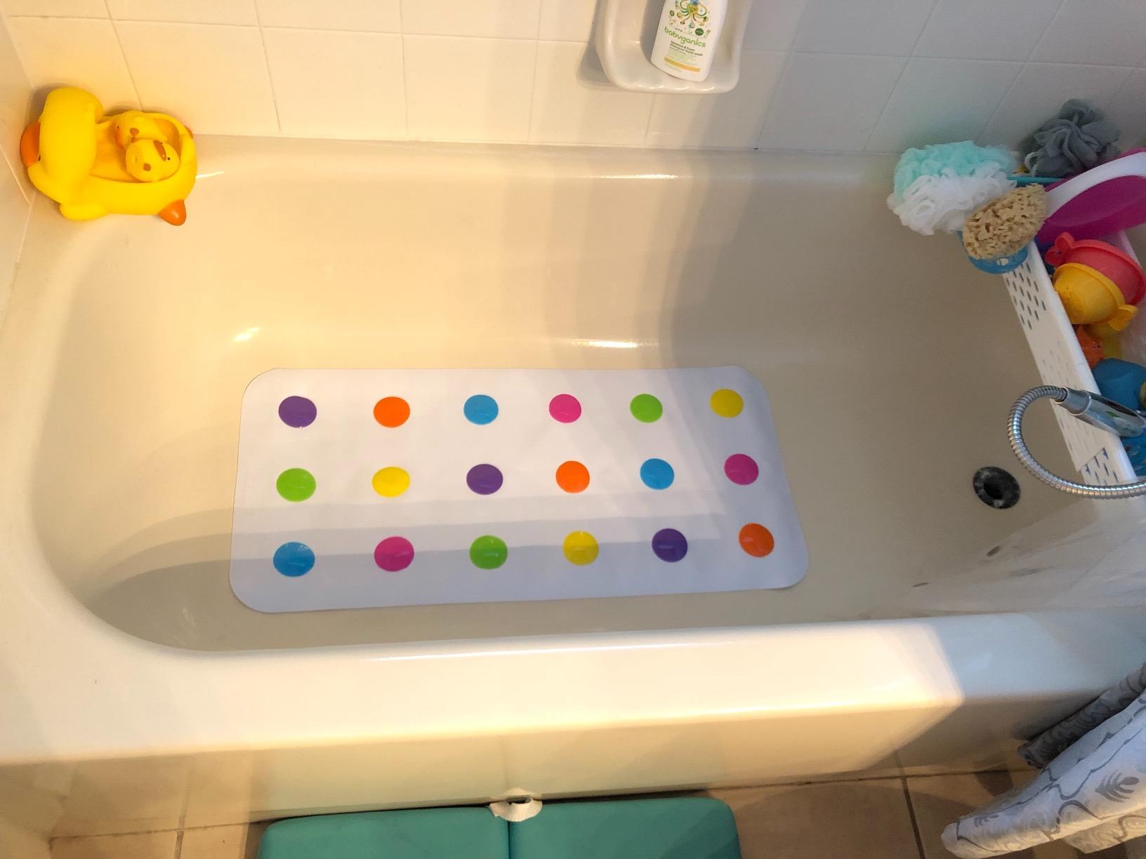 Munchkin Dots Bath Mat for Kids, Multicolored, 30.5x14.25 Inch customer photo 2